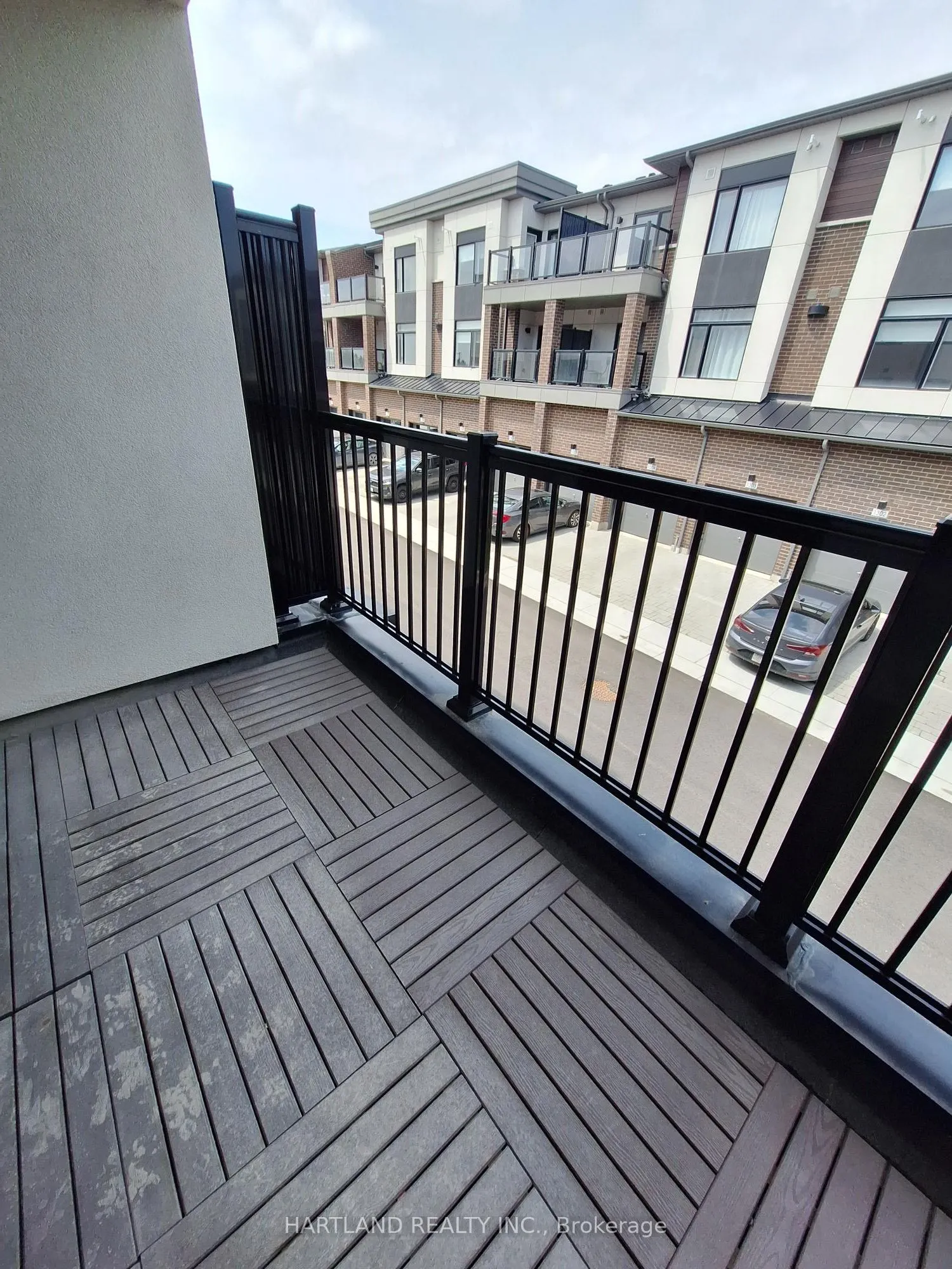 1695 Dersan Street #104