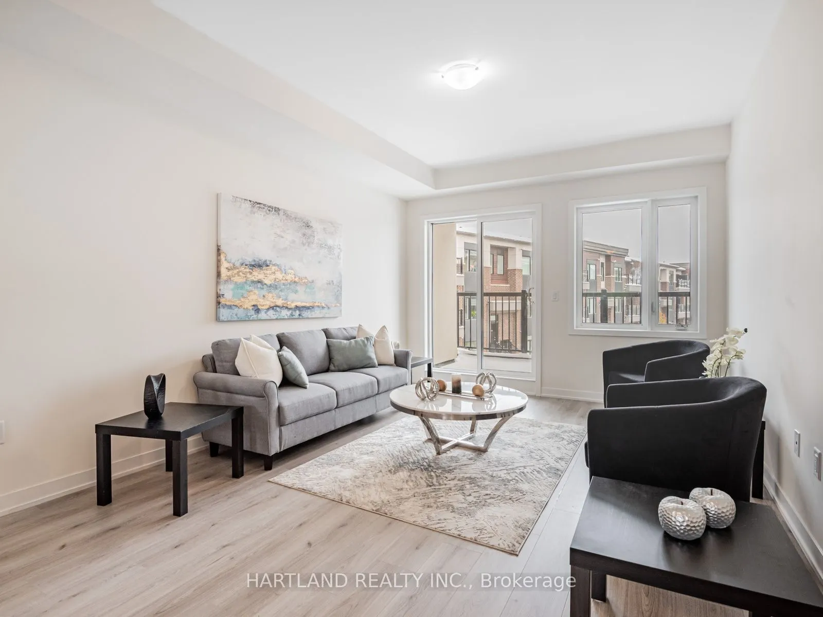 1695 Dersan Street #104