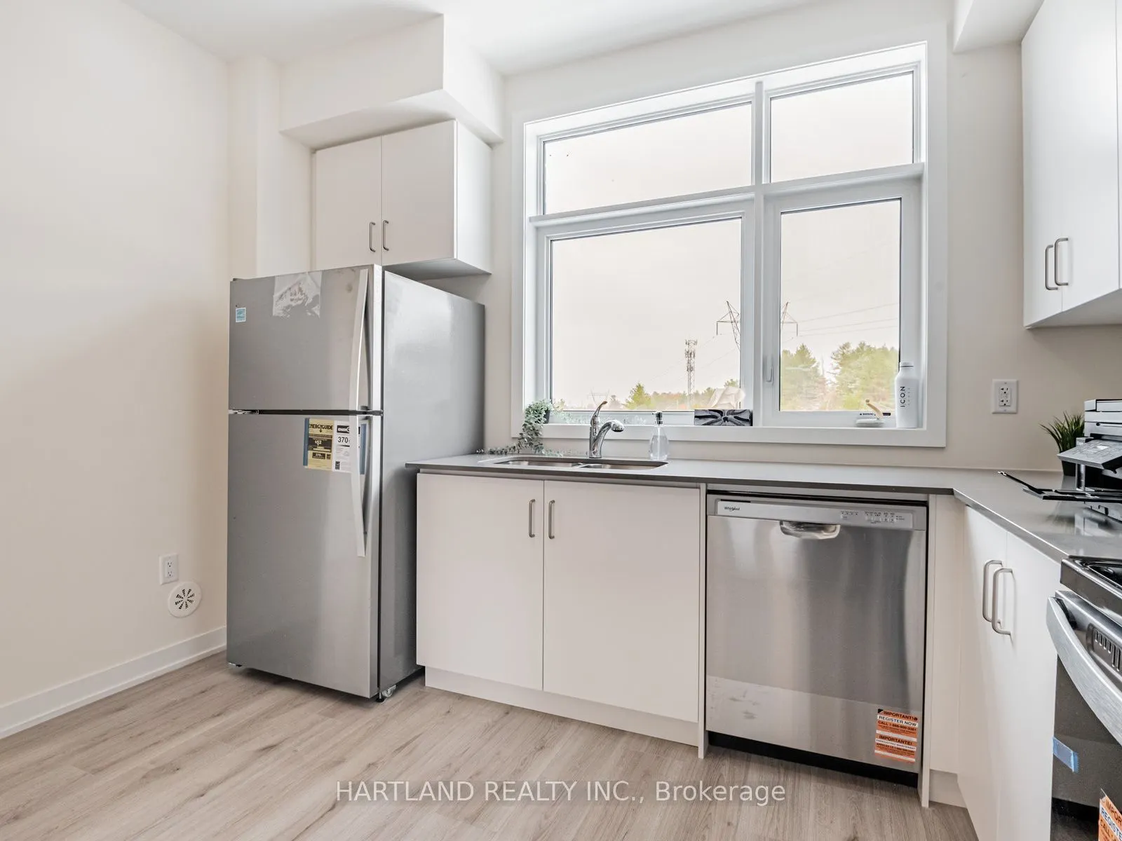 1695 Dersan Street #104