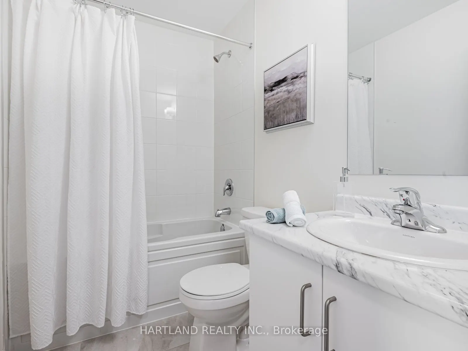 1695 Dersan Street #104