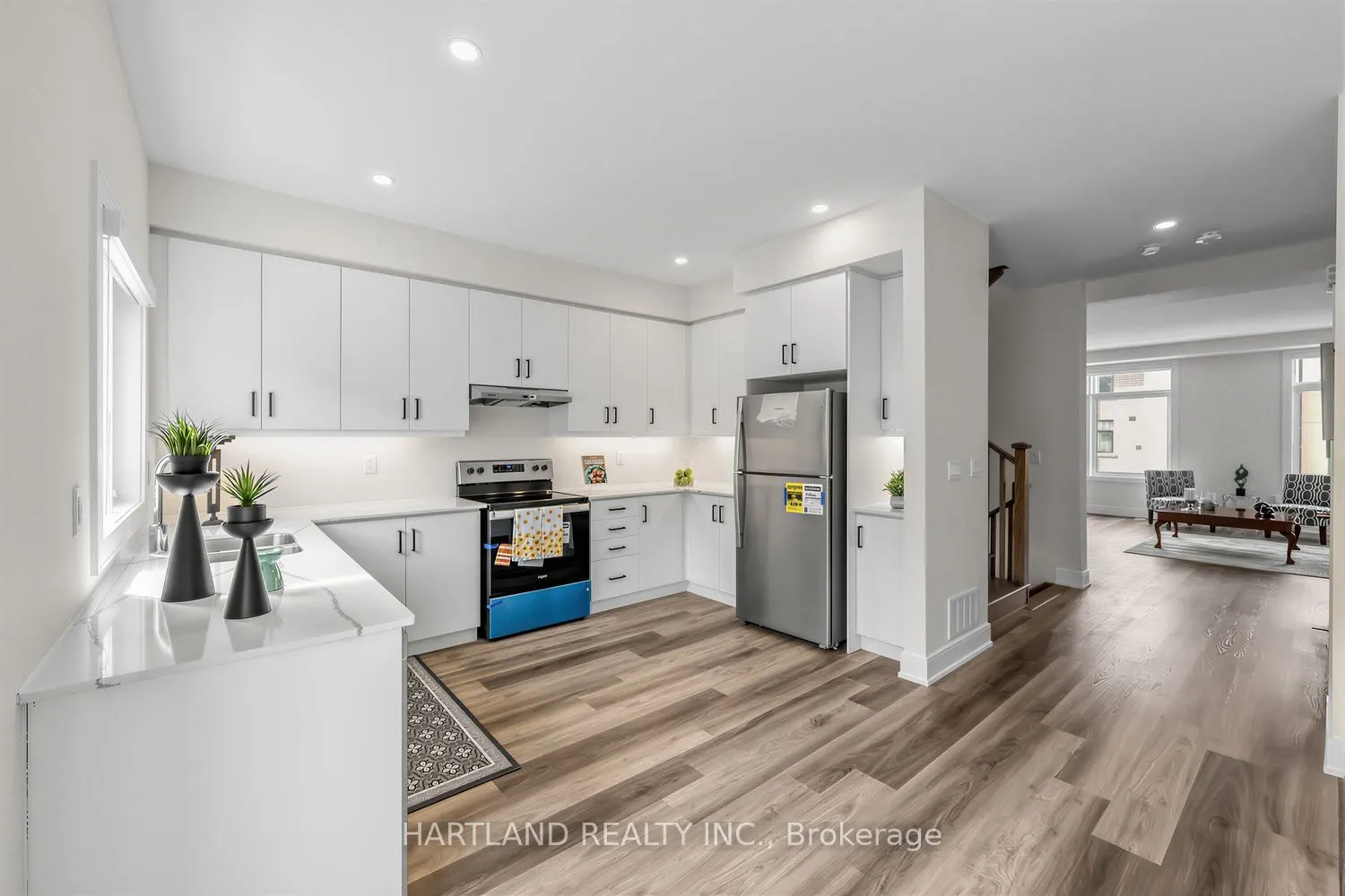1695 Dersan Street #405