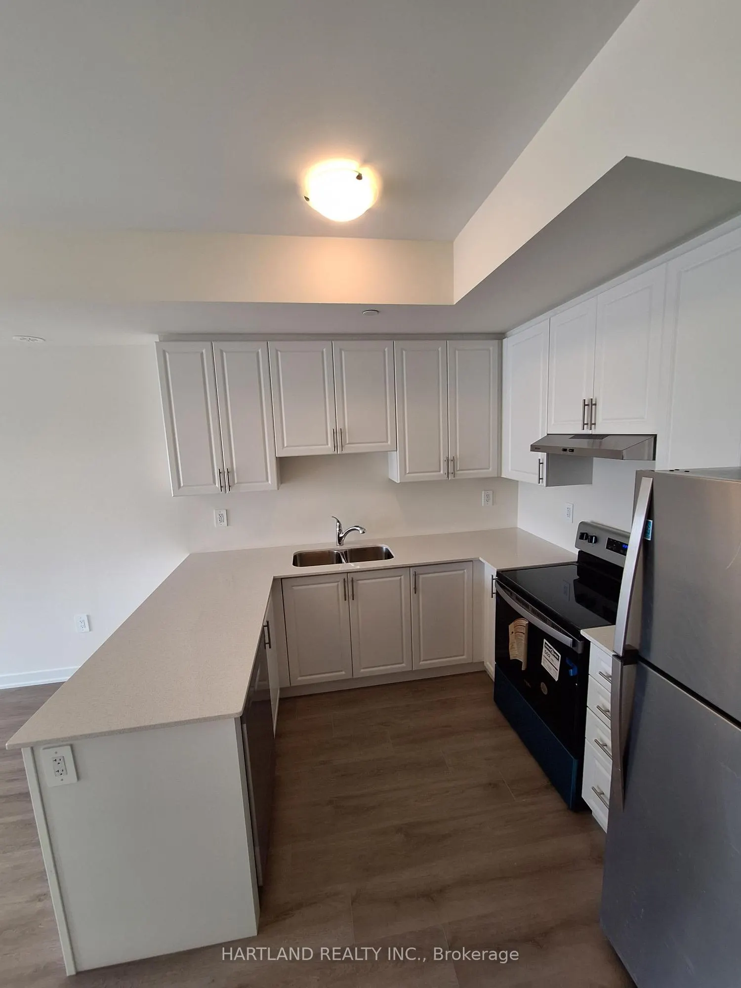 1695 Dersan Street #304