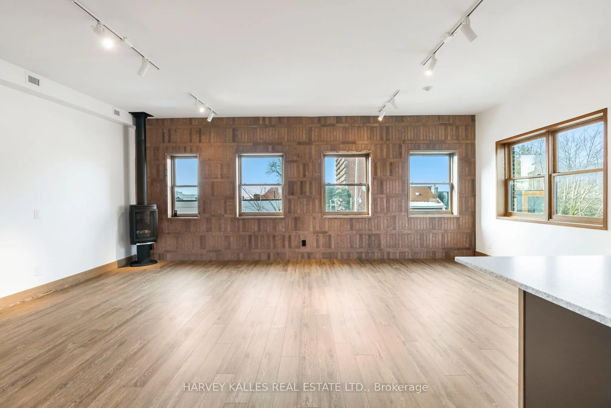 663 Greenwood Avenue #One