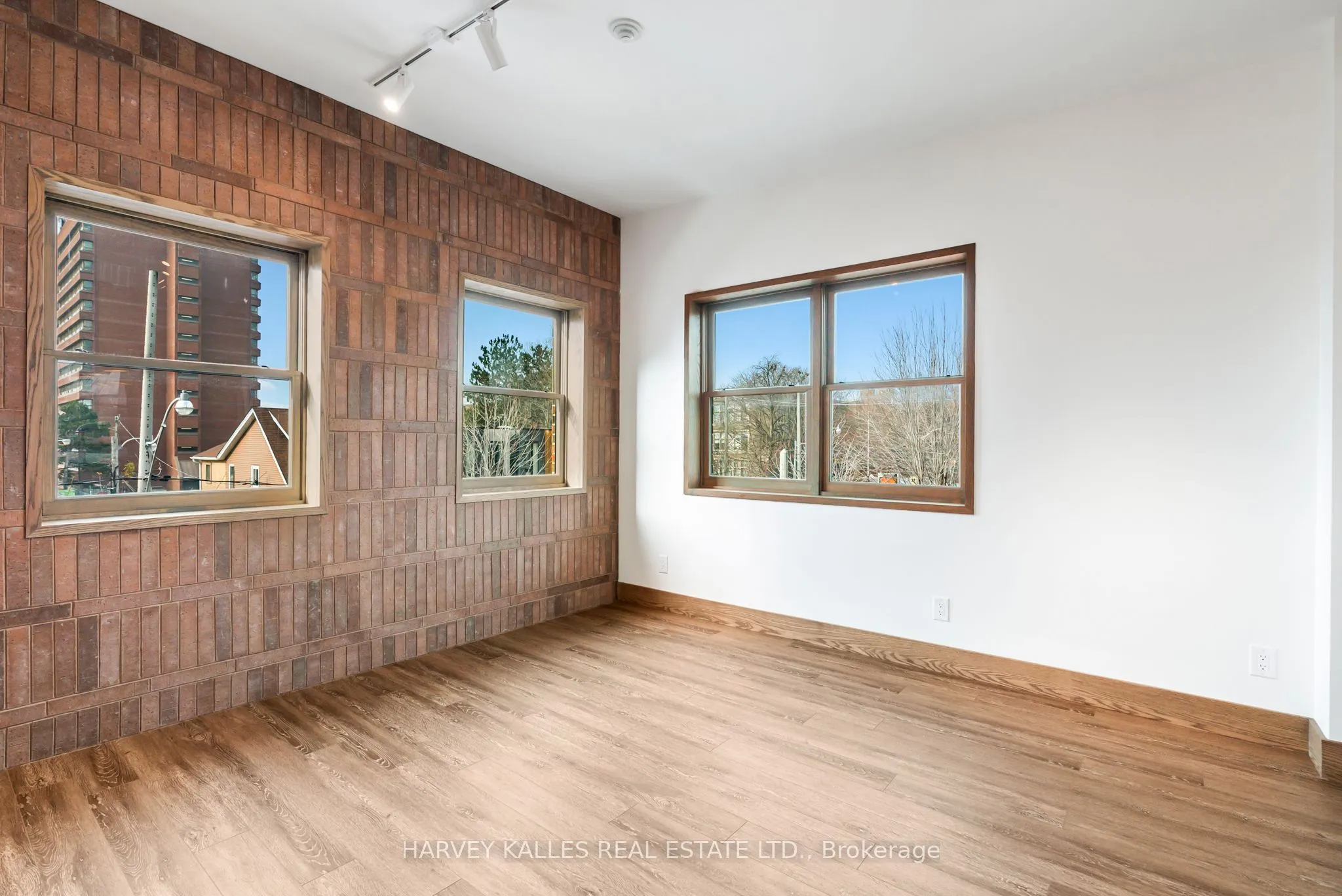663 Greenwood Avenue #One