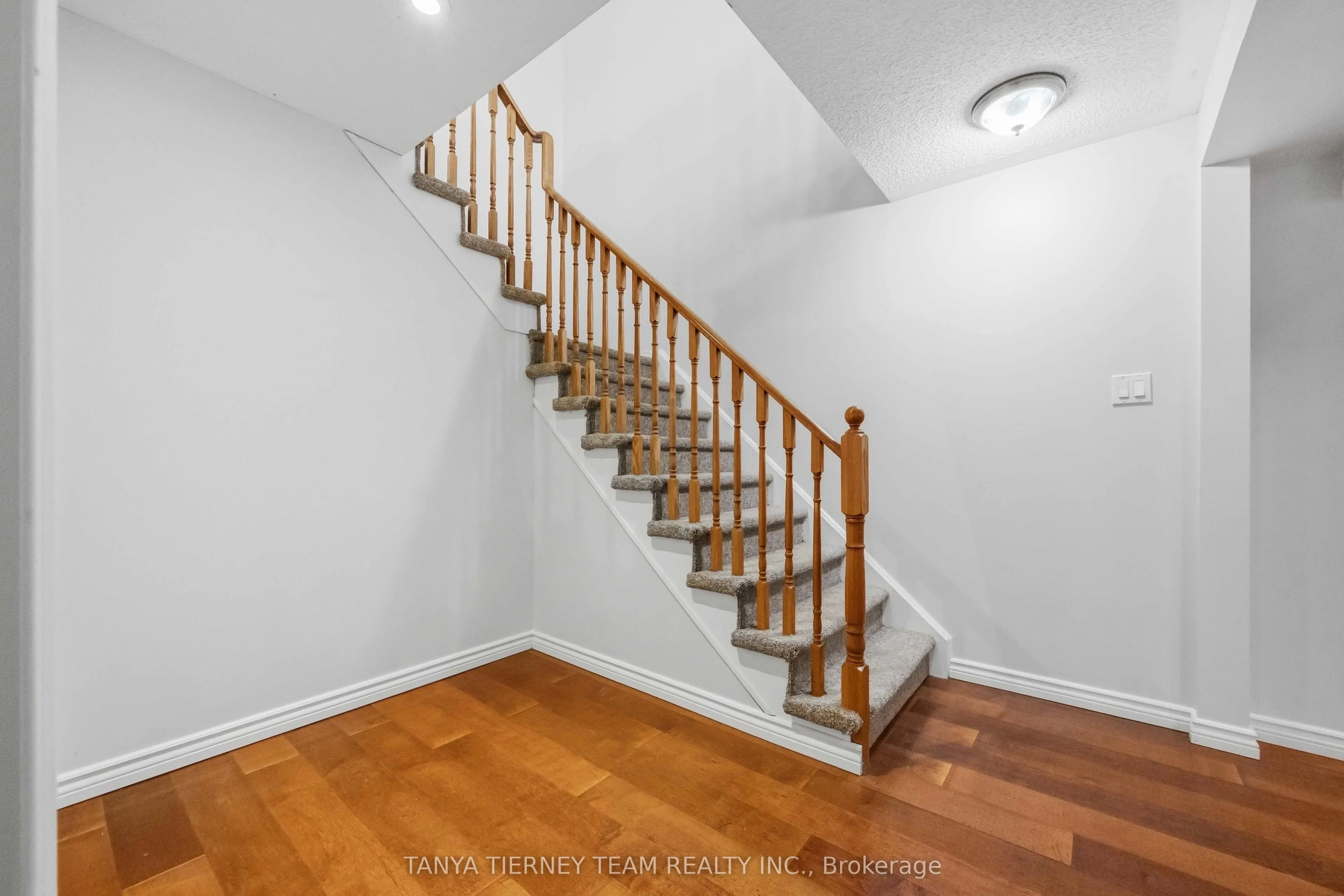 28 Perryview Drive