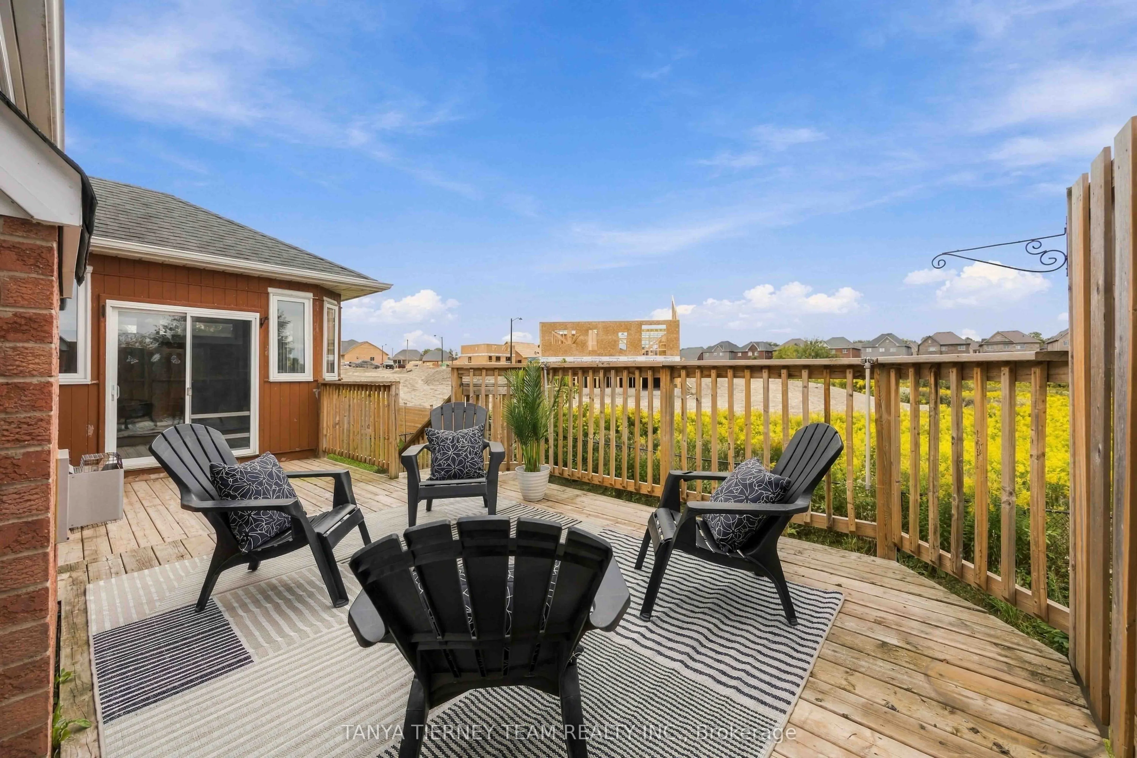 28 Perryview Drive