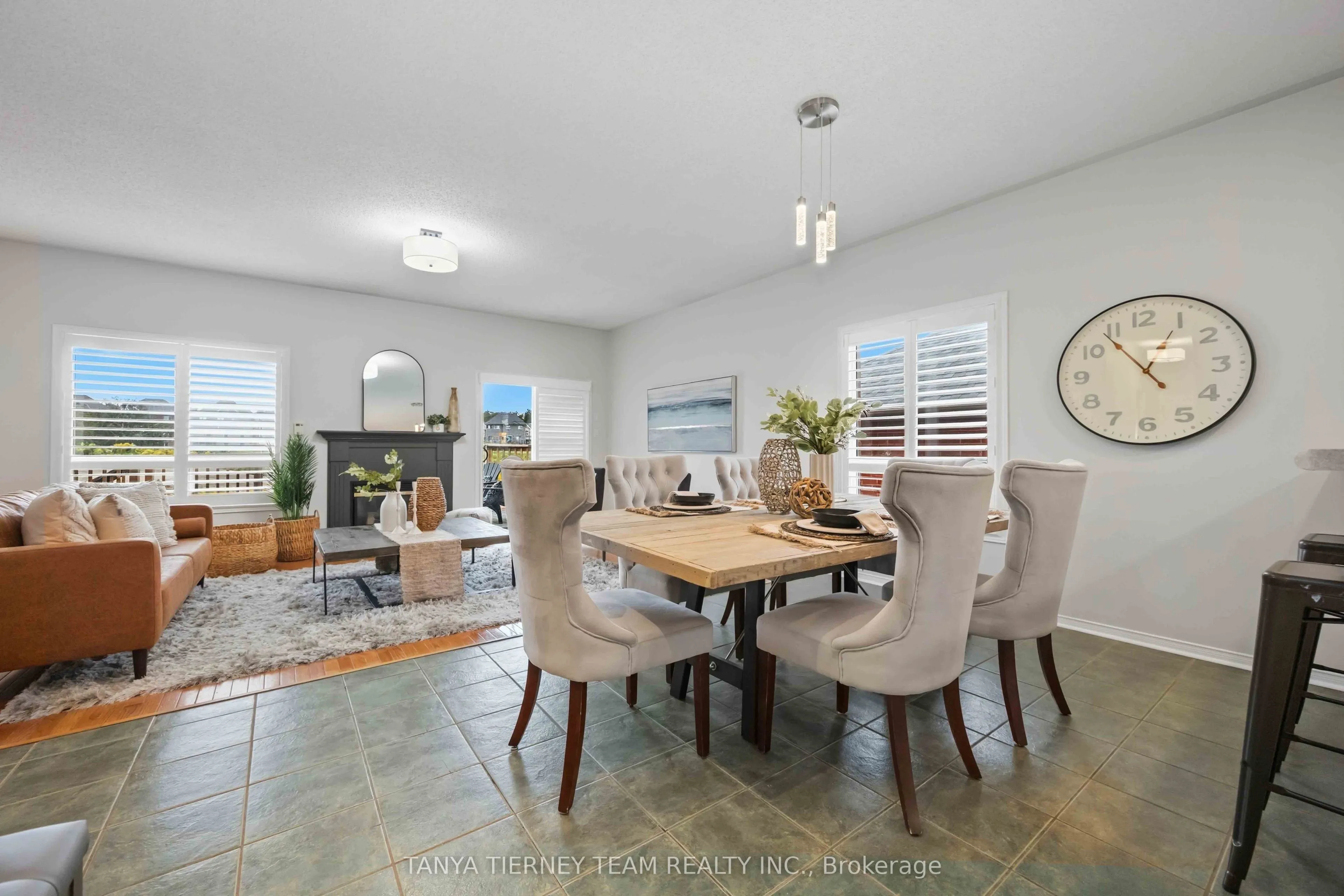 28 Perryview Drive