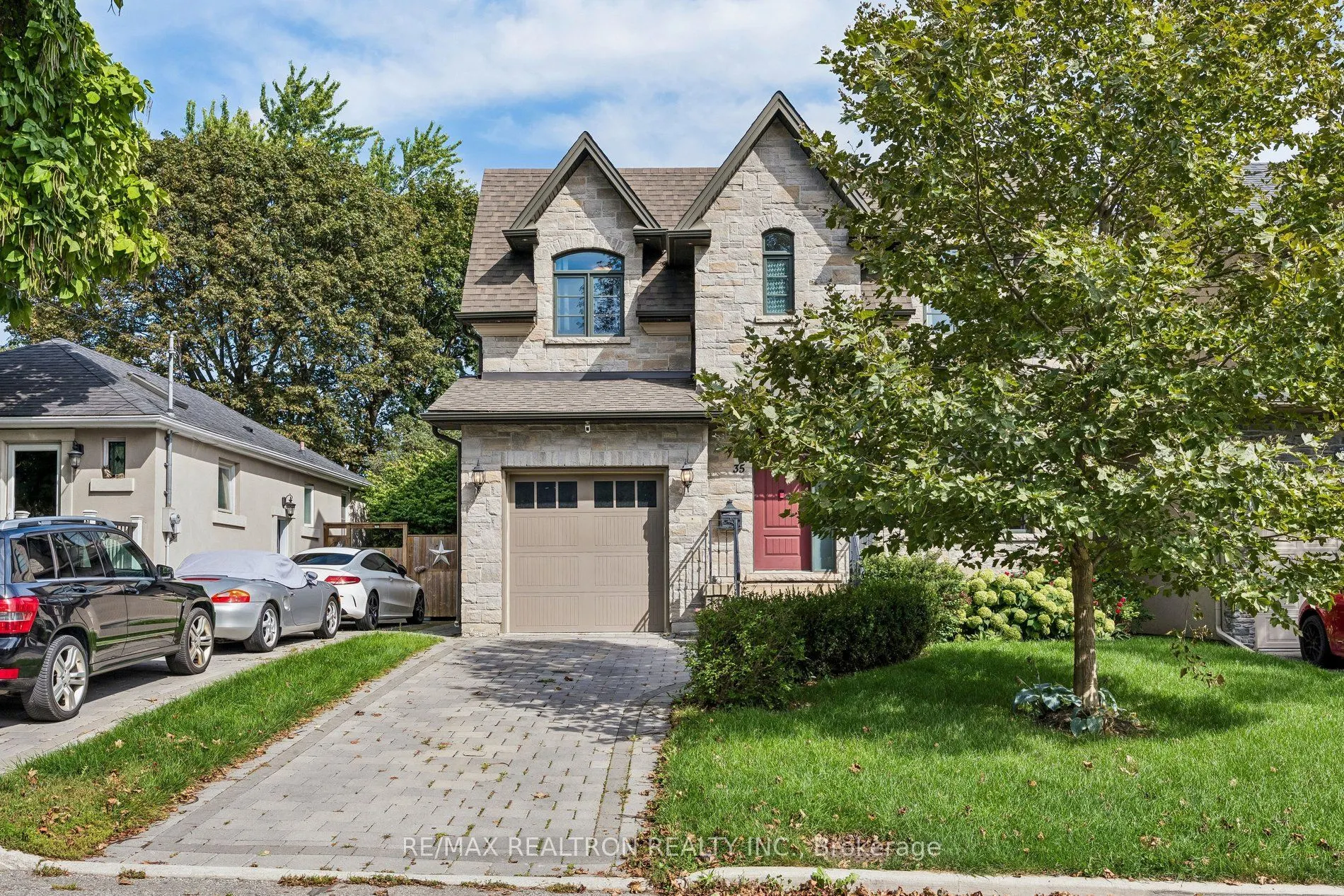 35 Neilson Avenue