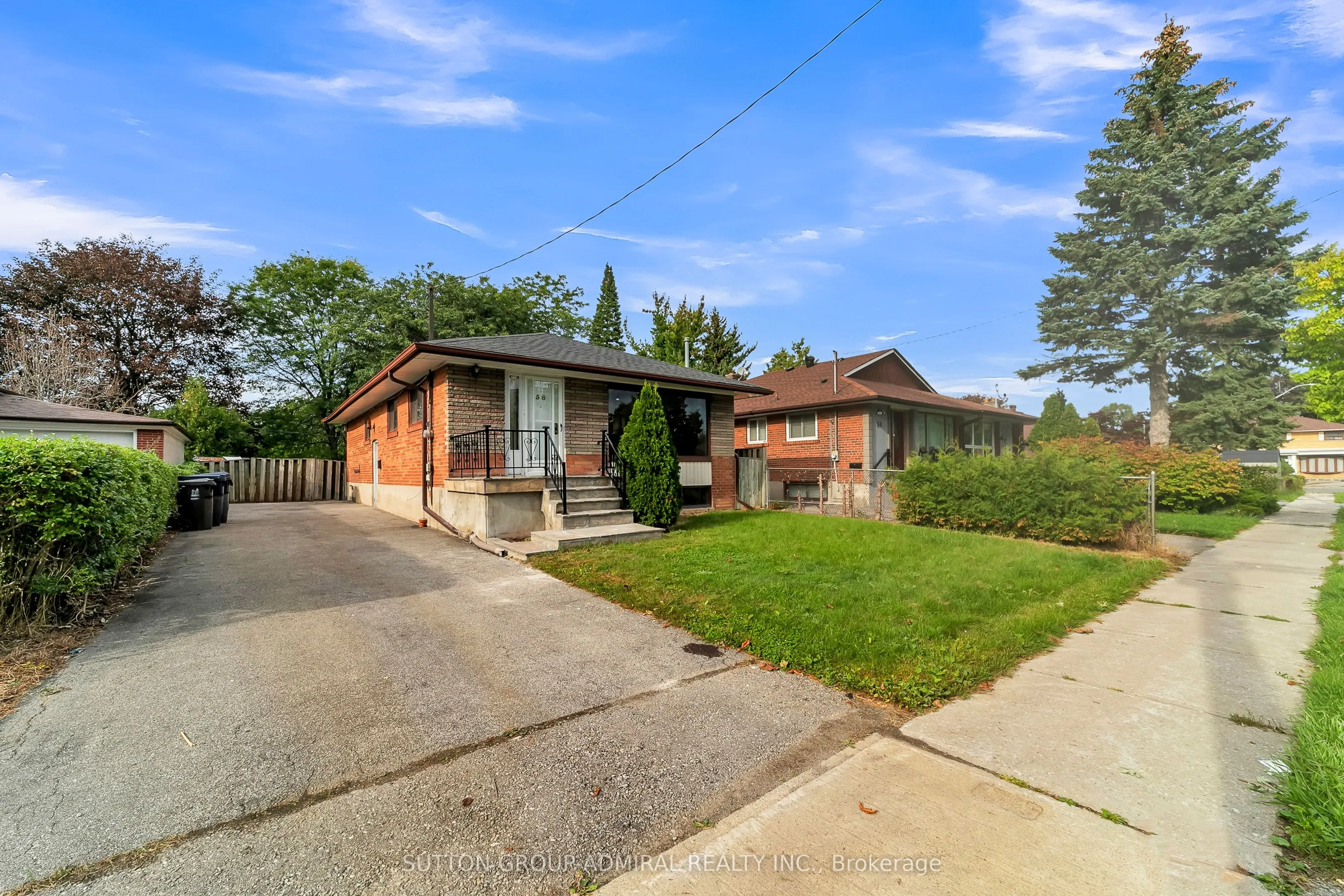 58 Rochman Boulevard E