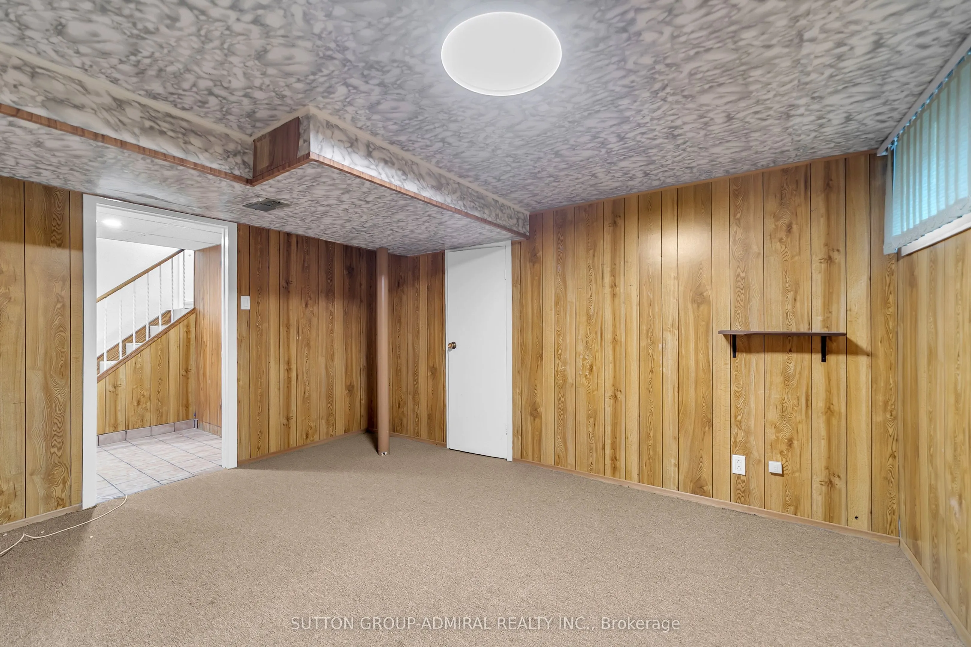 58 Rochman Boulevard E