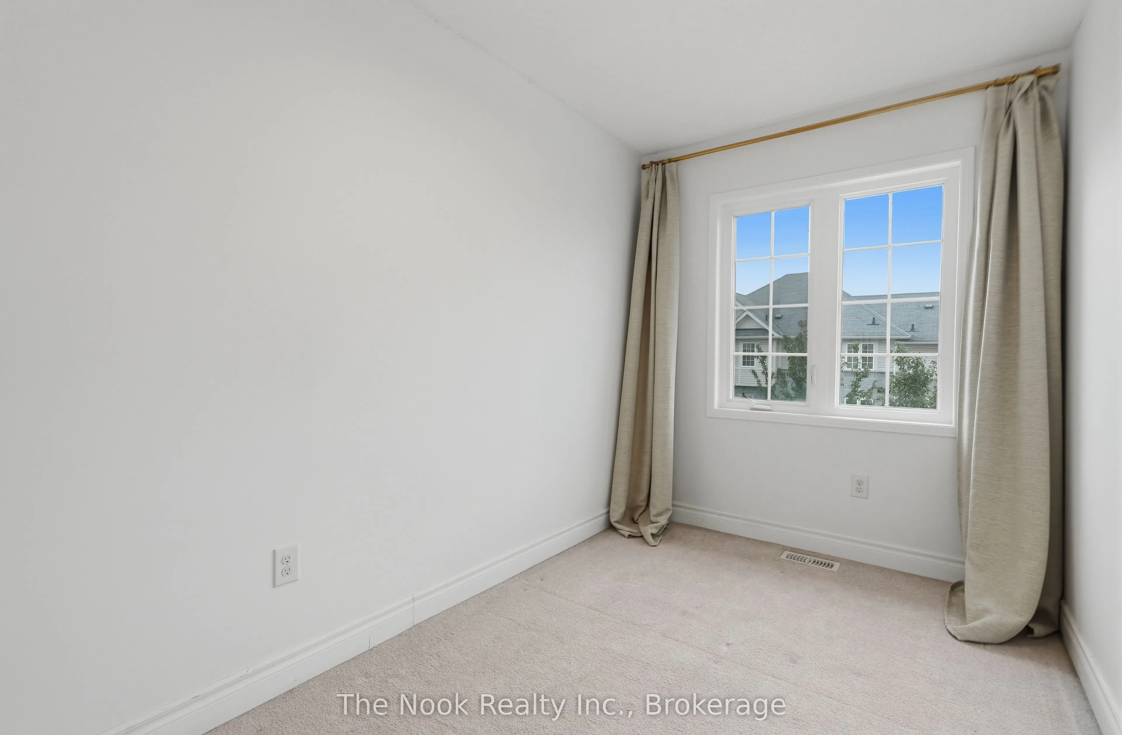 27 Blunden Road