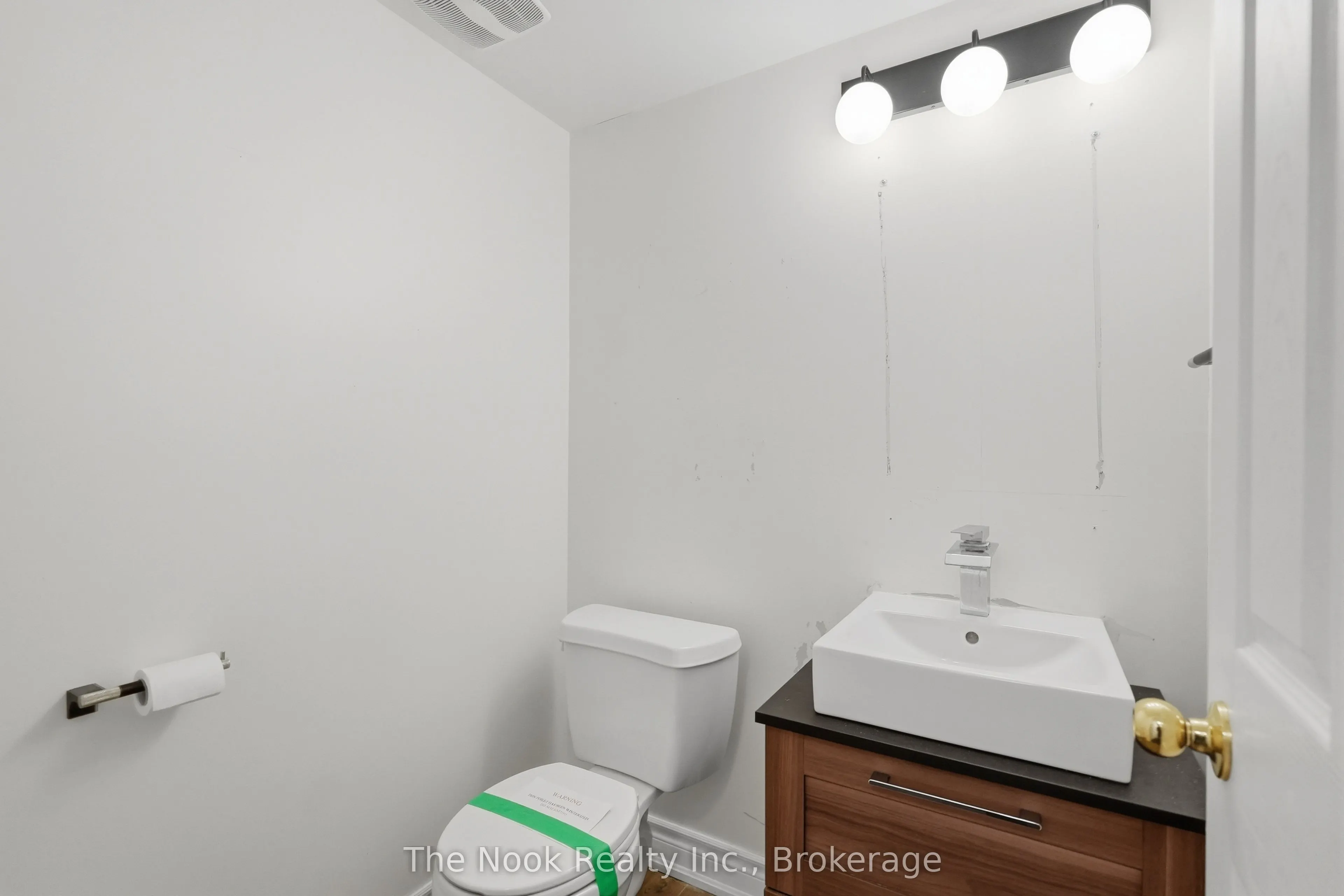 27 Blunden Road