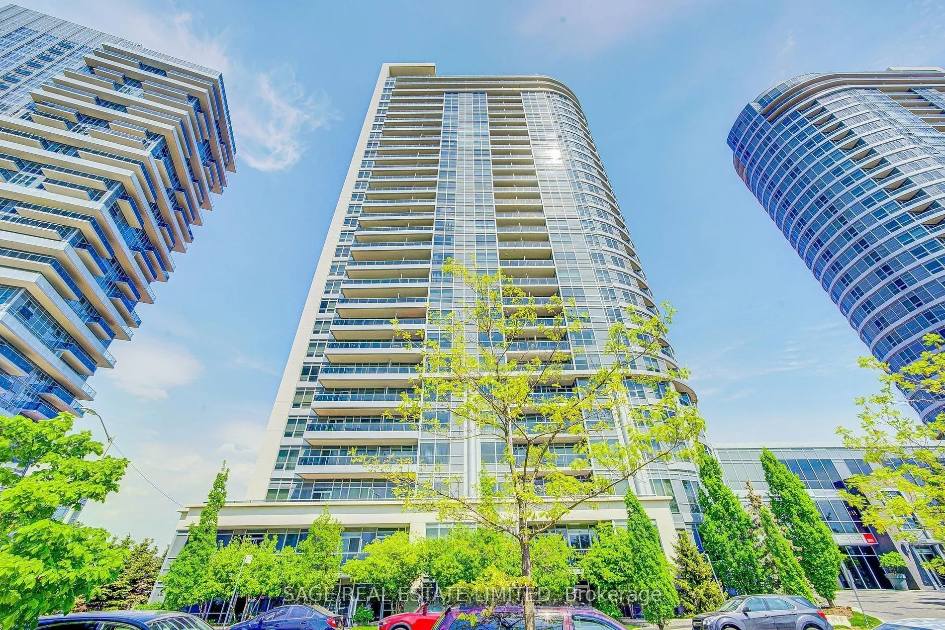 181 Village Green Square #2415
