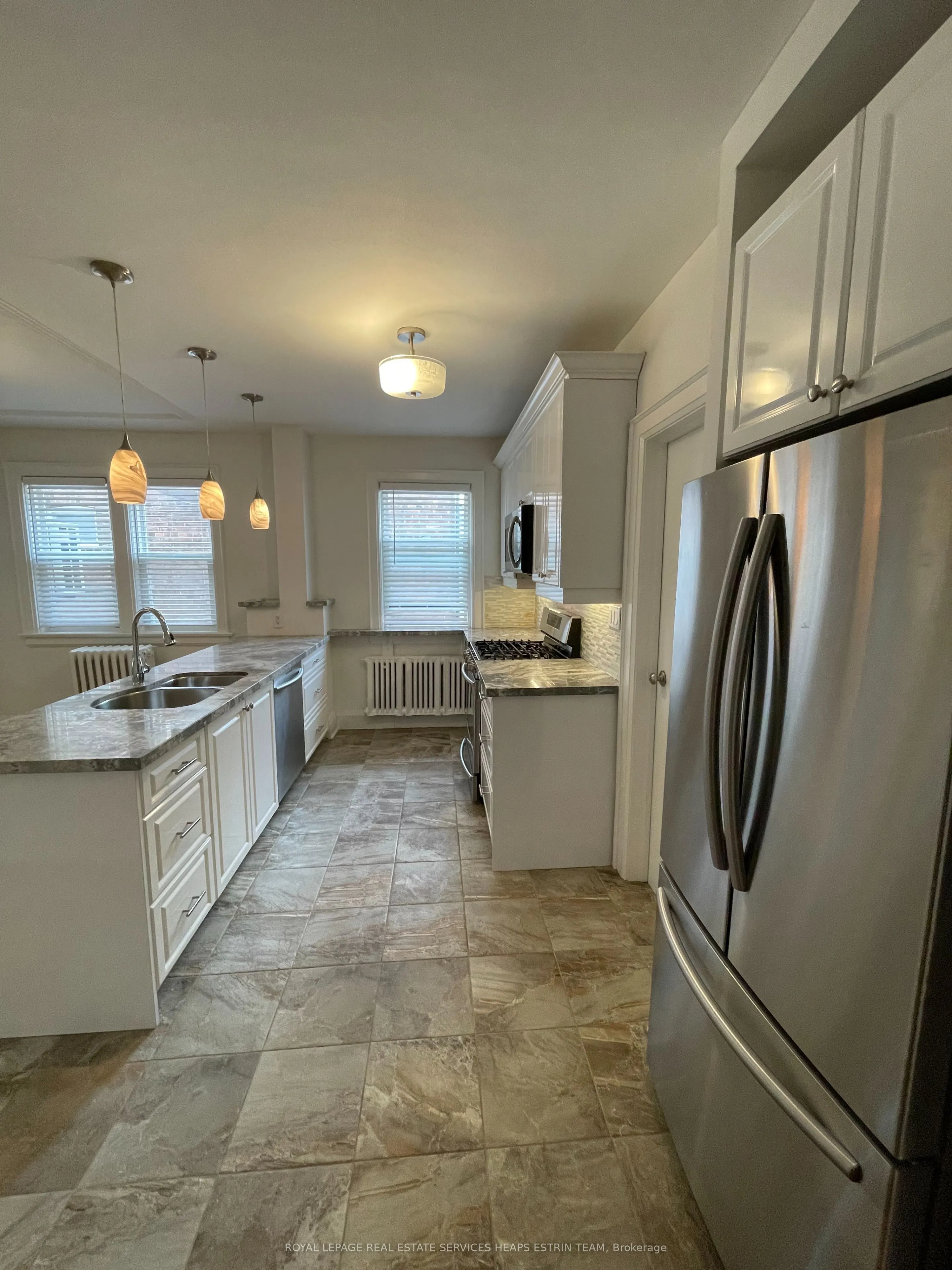 41 Scarboro Beach Boulevard #main