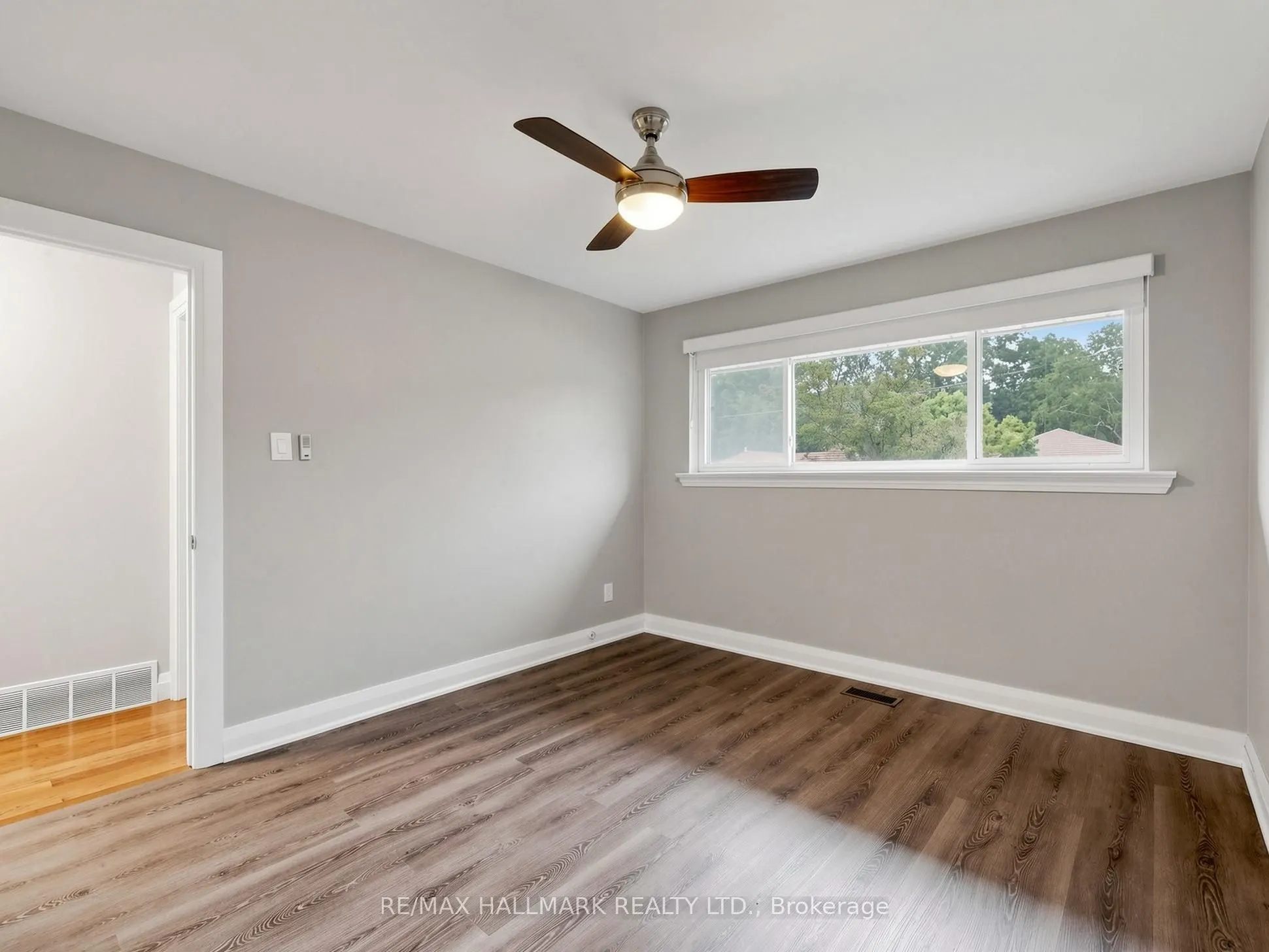 59 Woodgarden Crescent