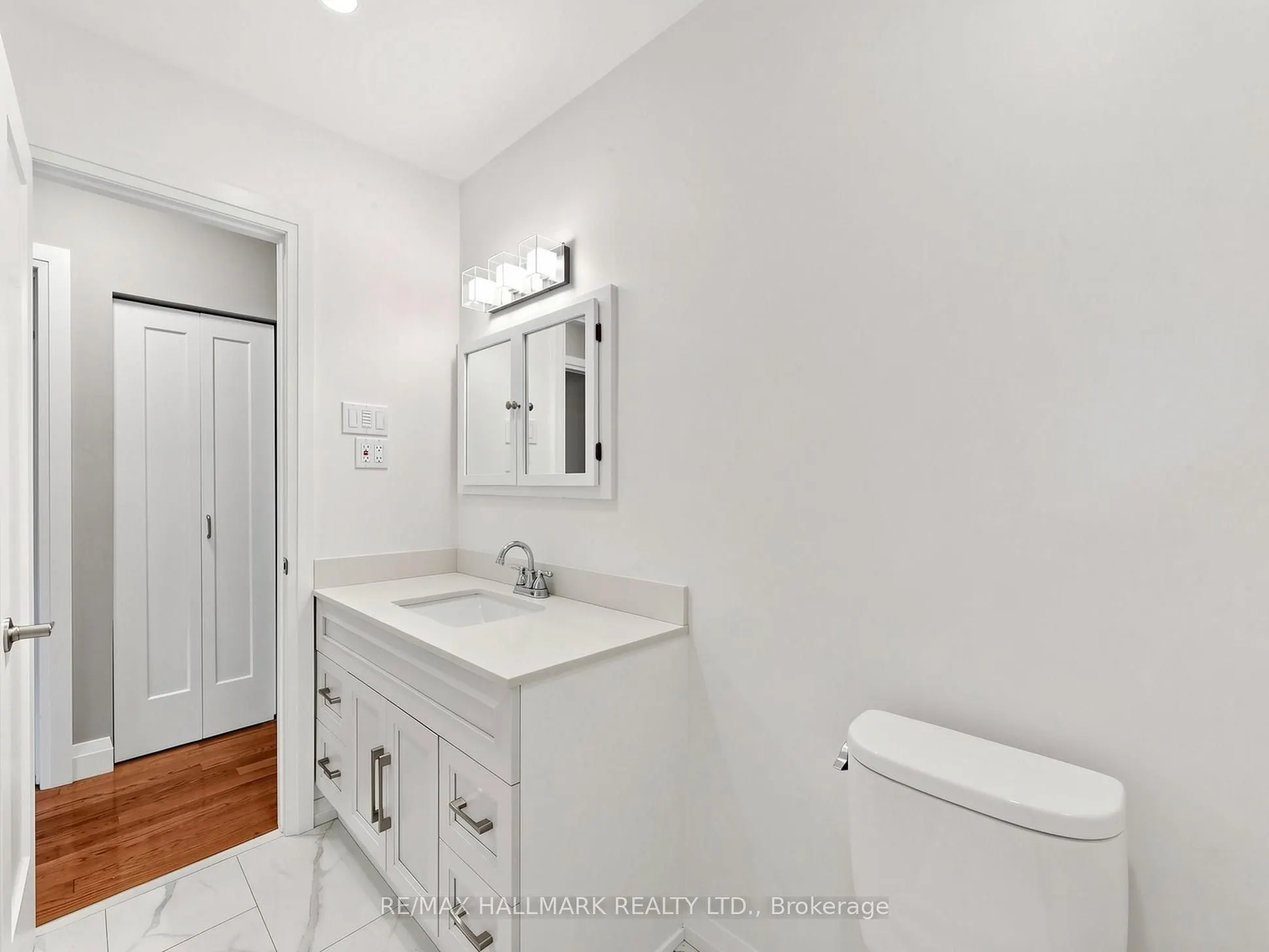 59 Woodgarden Crescent
