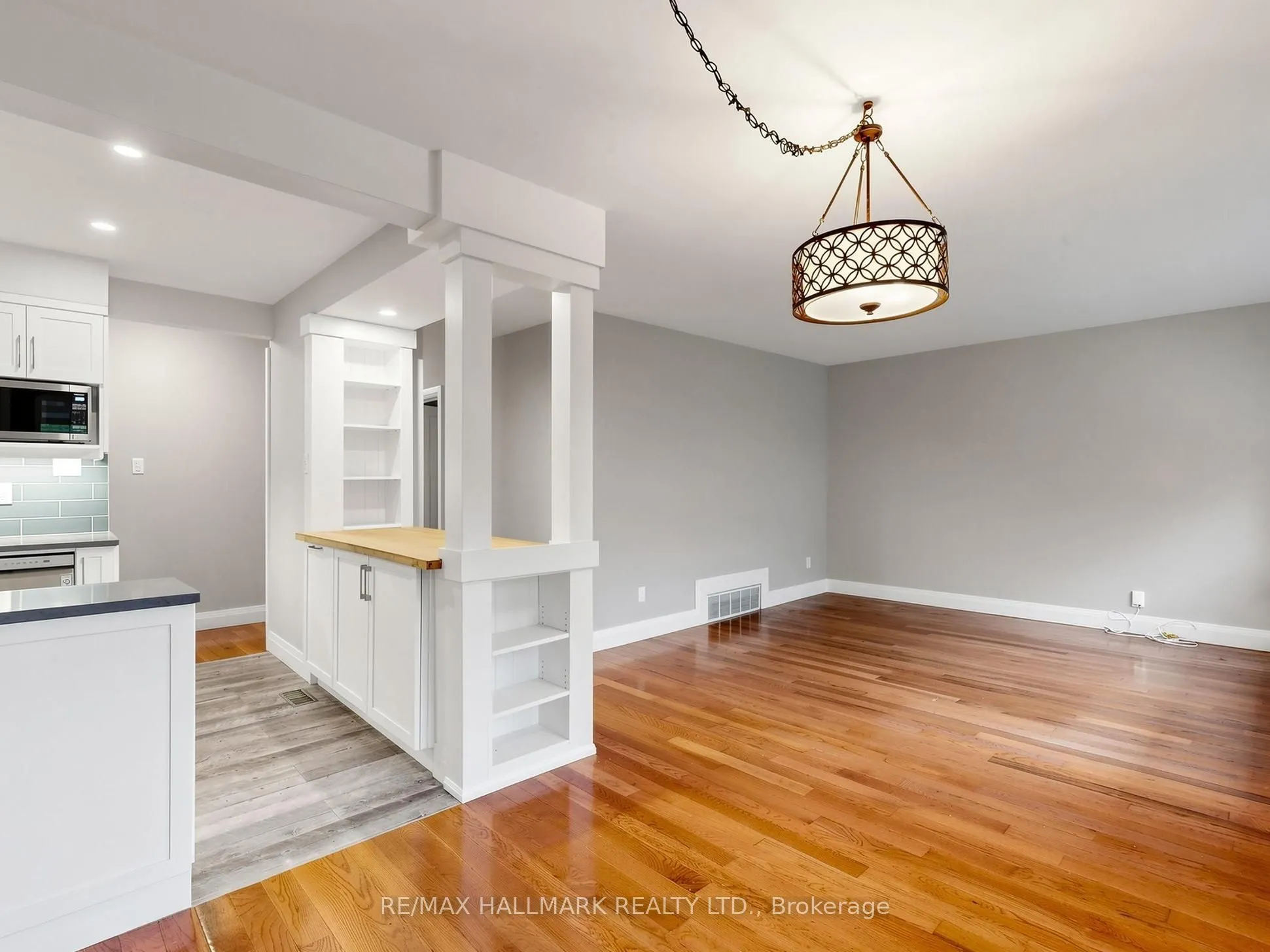 59 Woodgarden Crescent