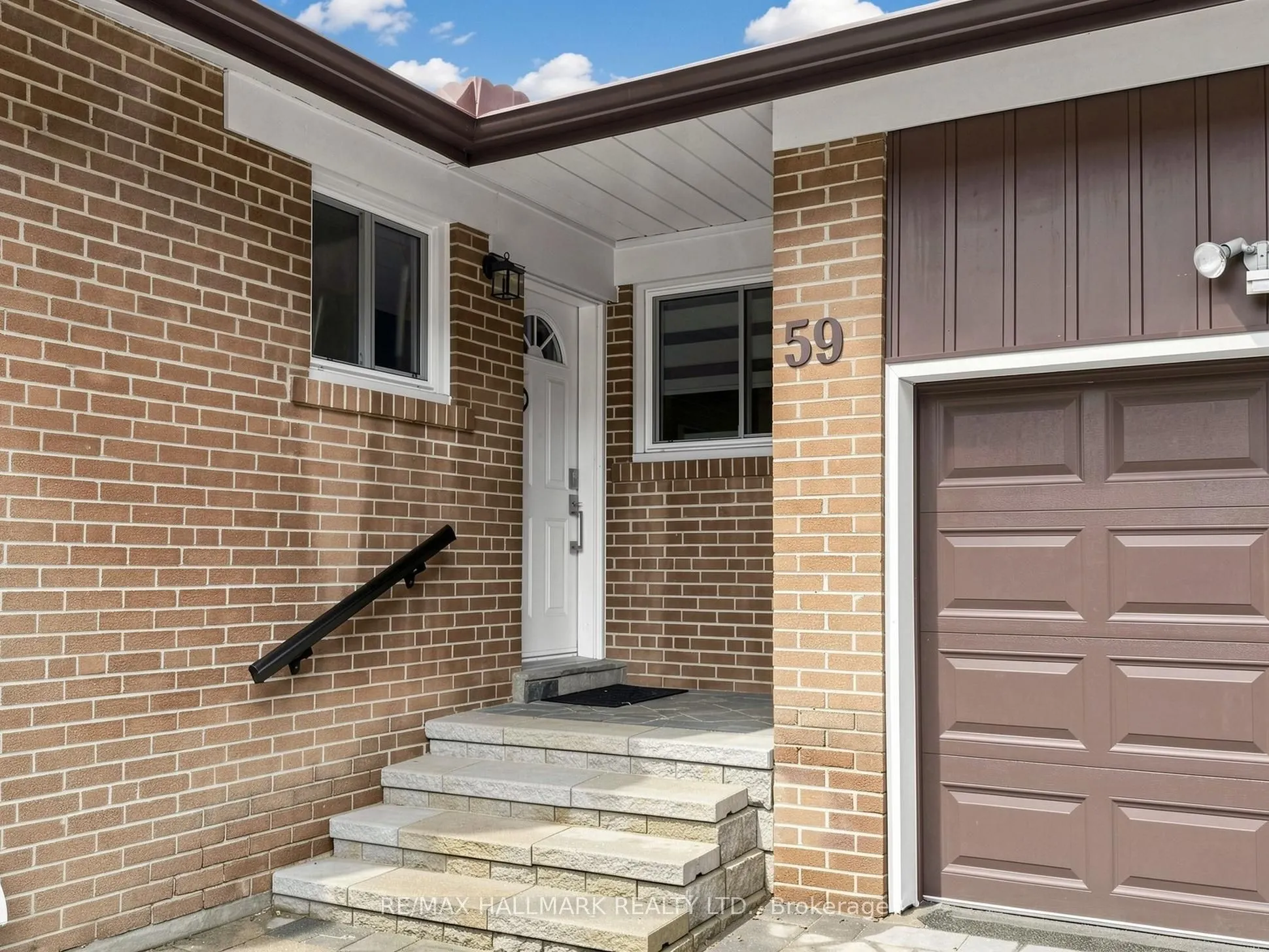 59 Woodgarden Crescent