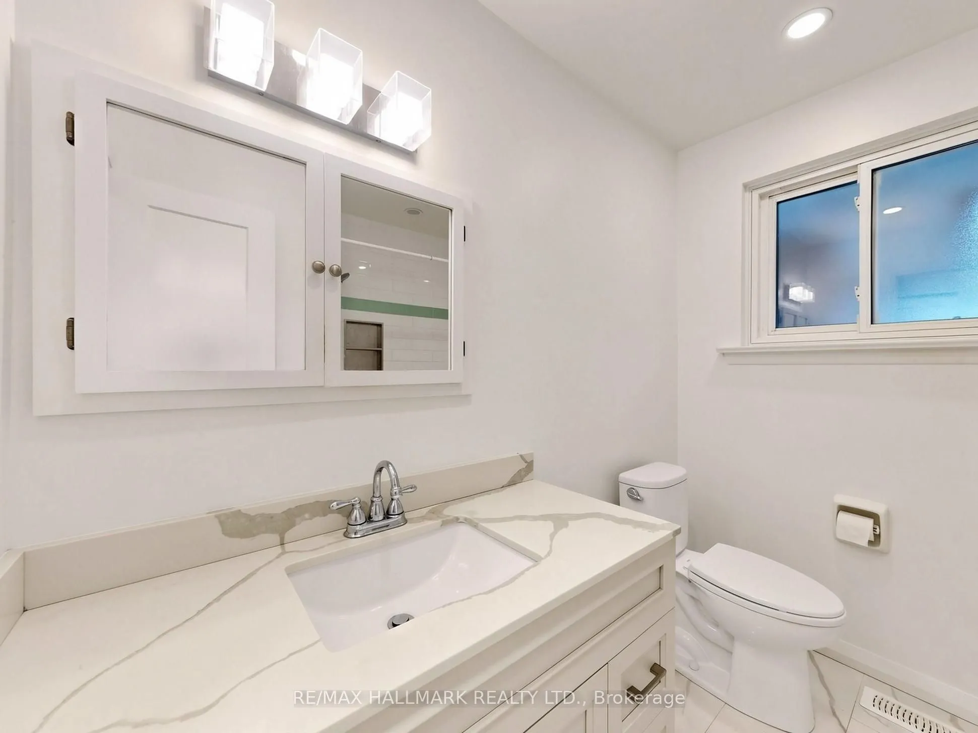 59 Woodgarden Crescent
