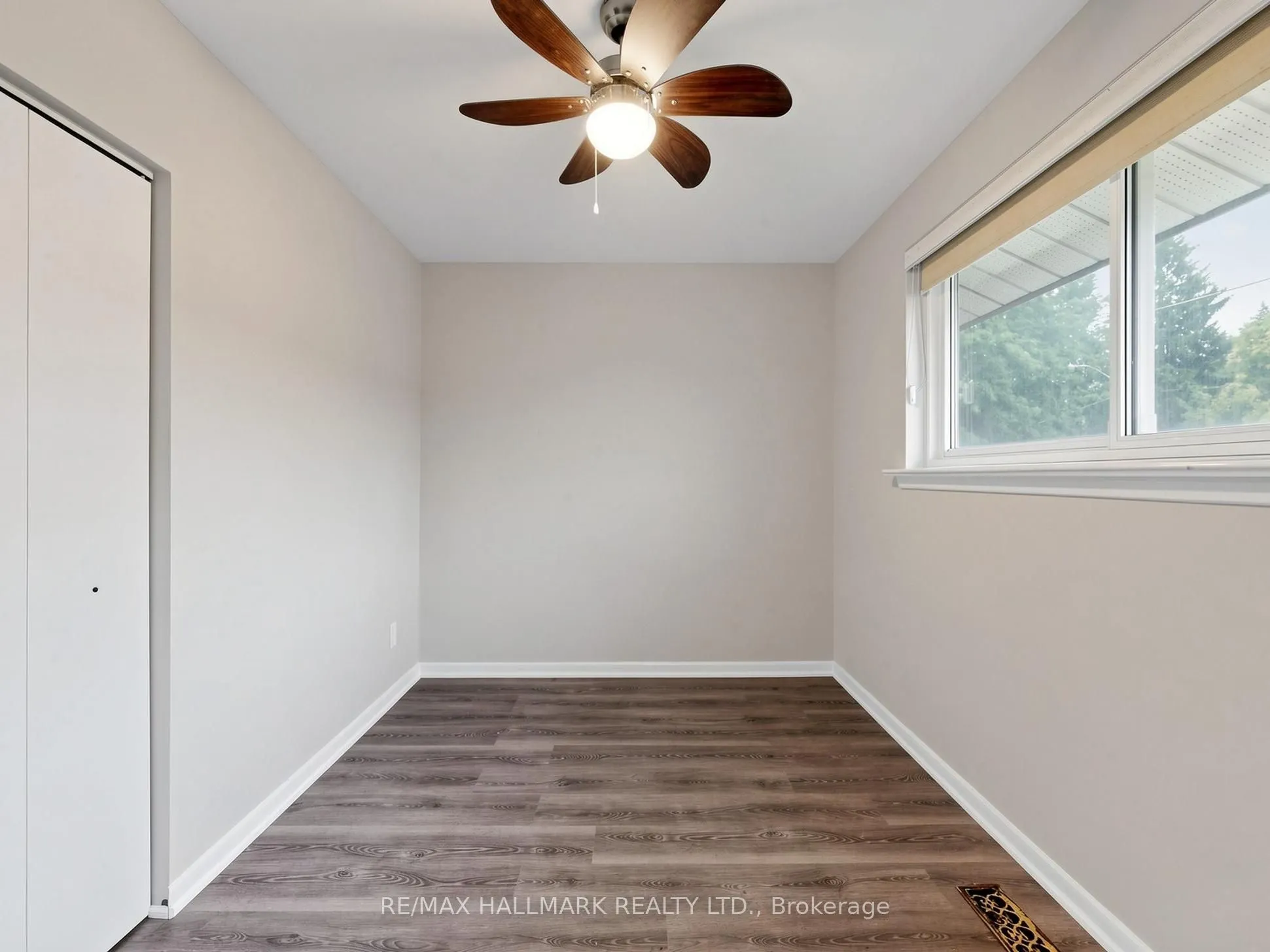 59 Woodgarden Crescent