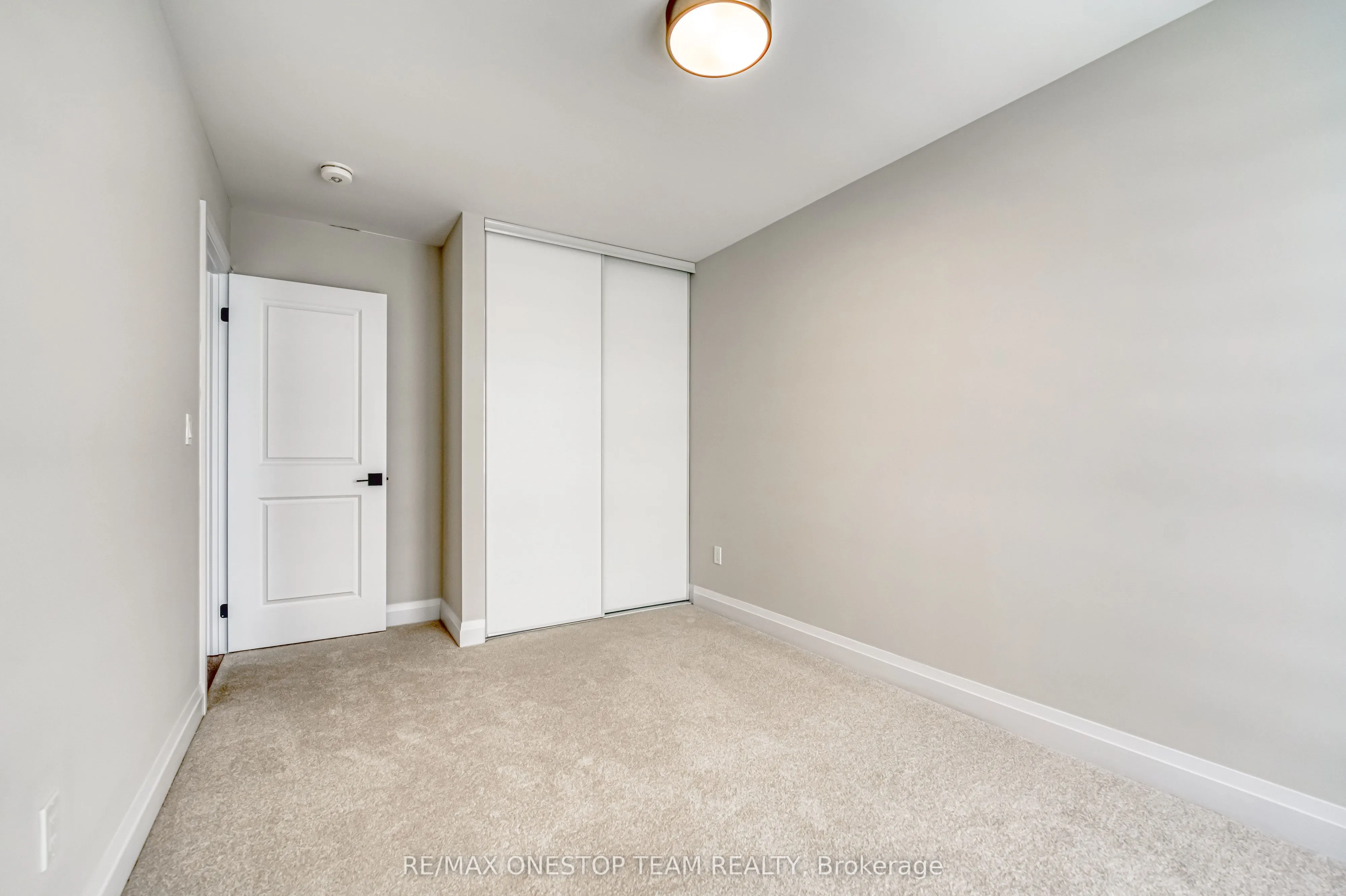 2833 Albatross Way