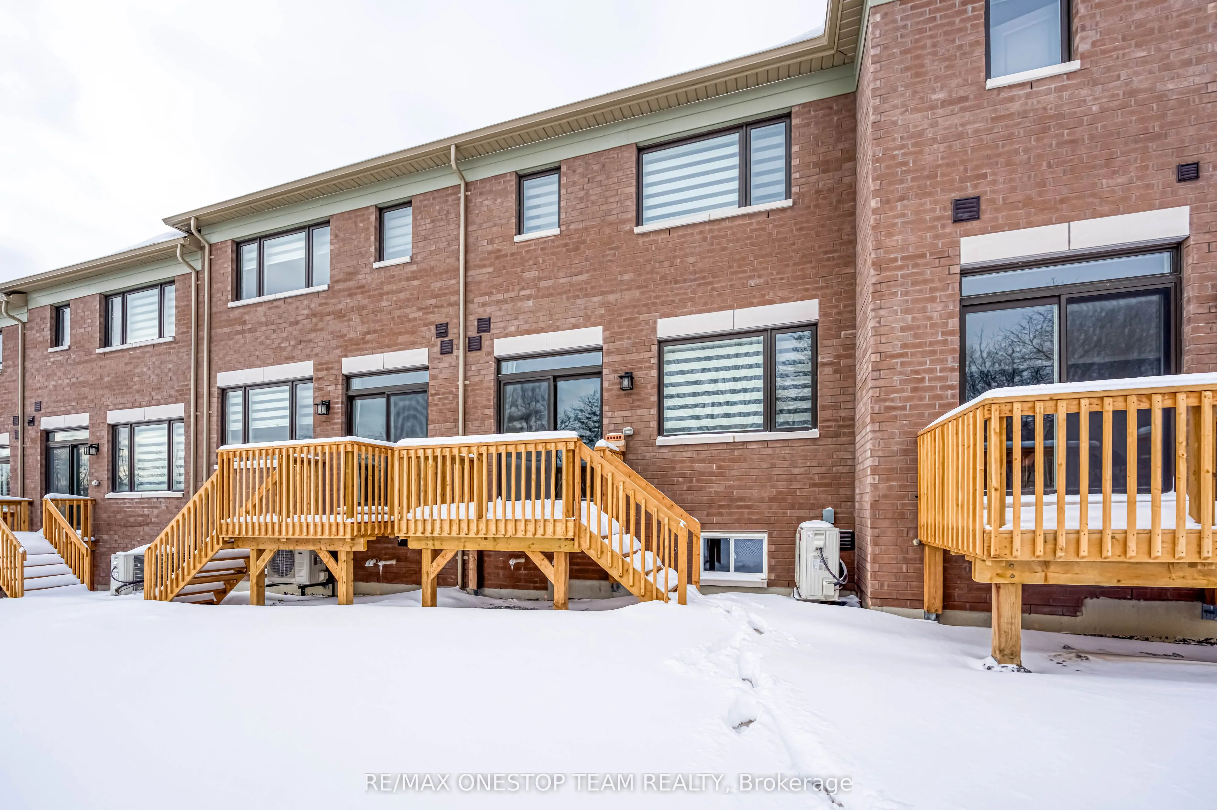 2833 Albatross Way