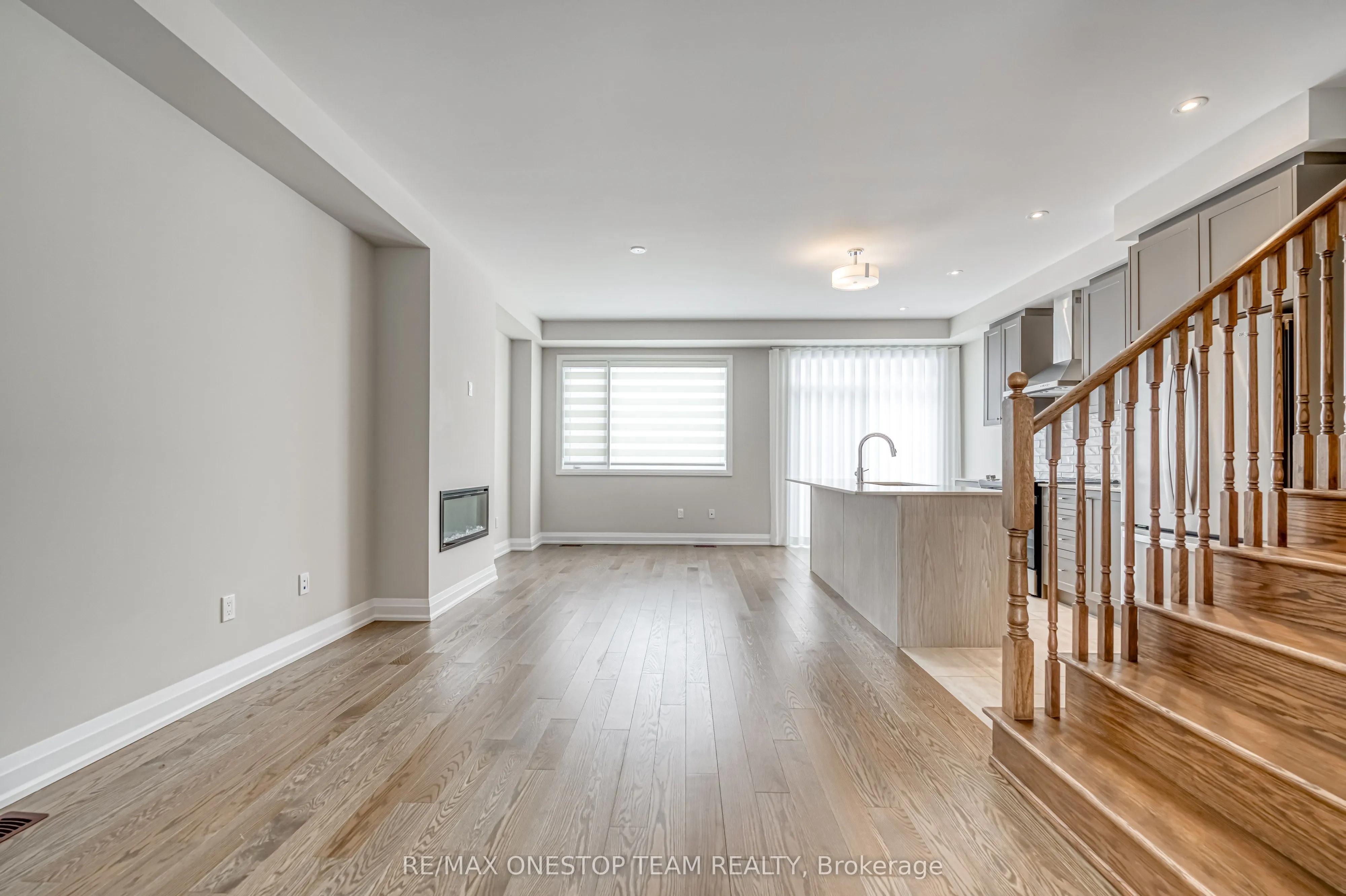 2833 Albatross Way