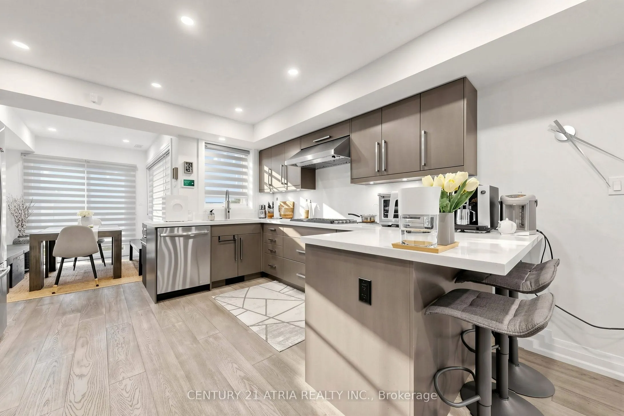 5 Bertmount Avenue