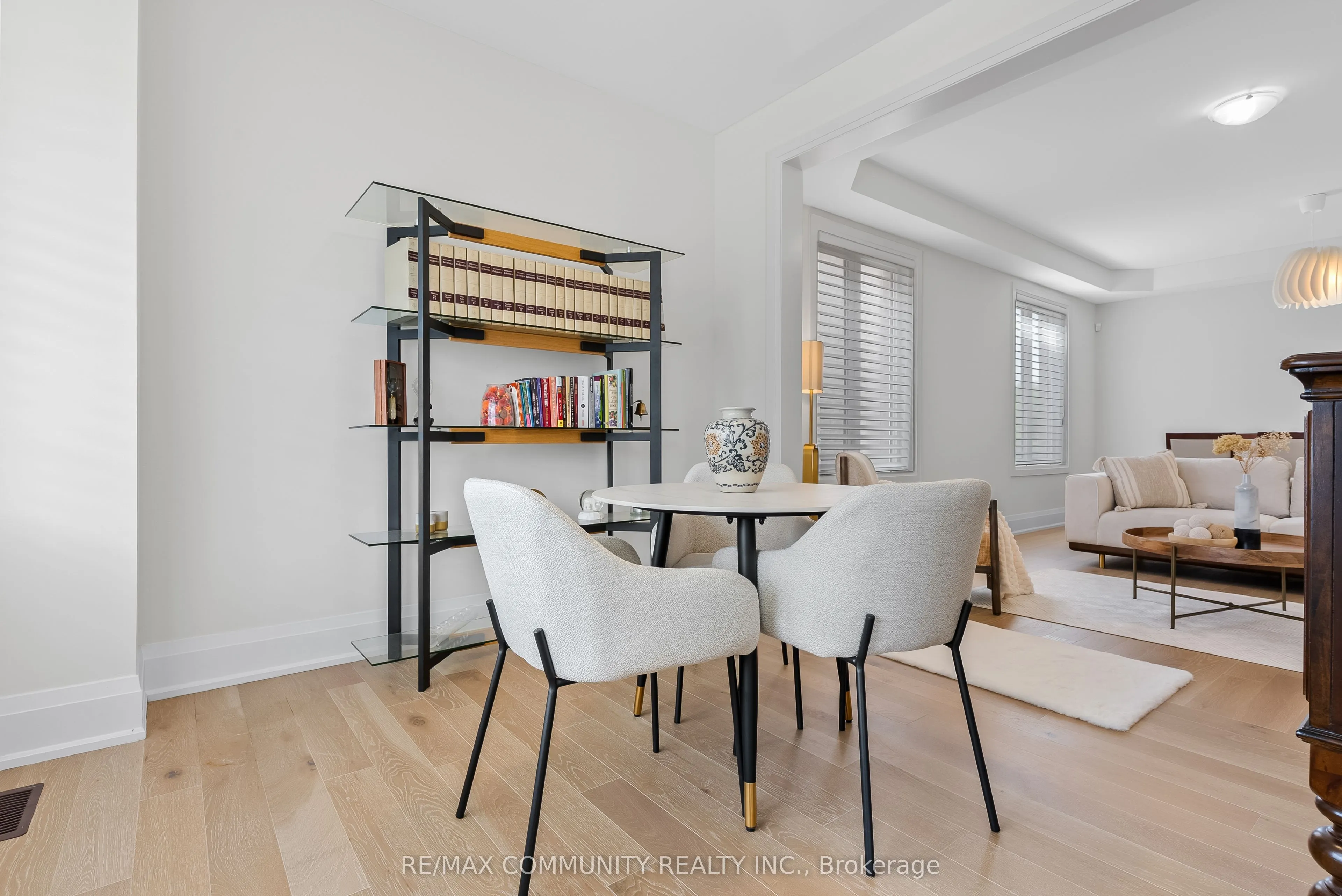 2511 Florentine Place