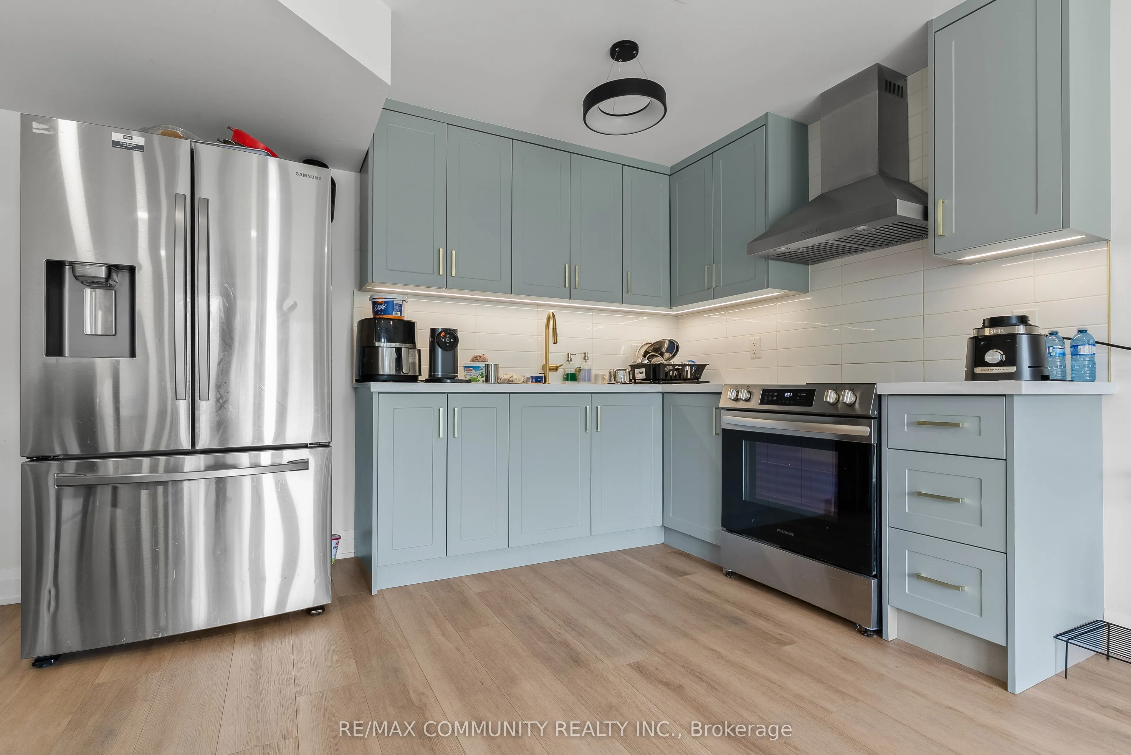 2511 Florentine Place