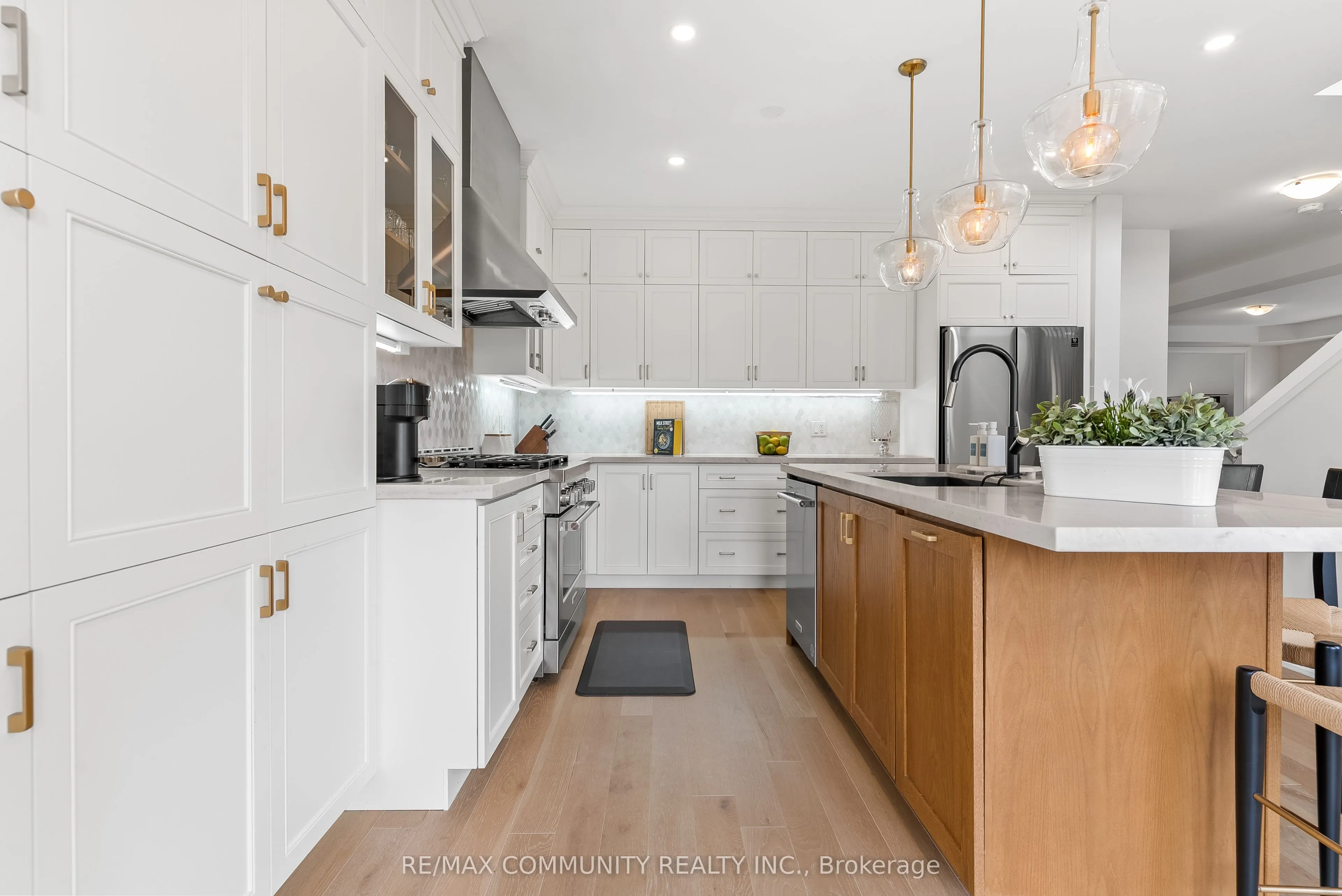 2511 Florentine Place