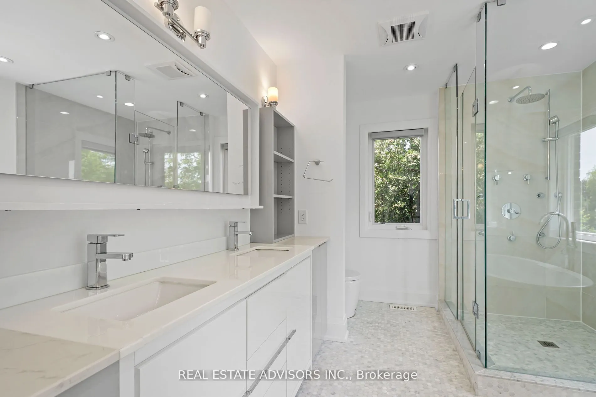 69 Fenwood Heights