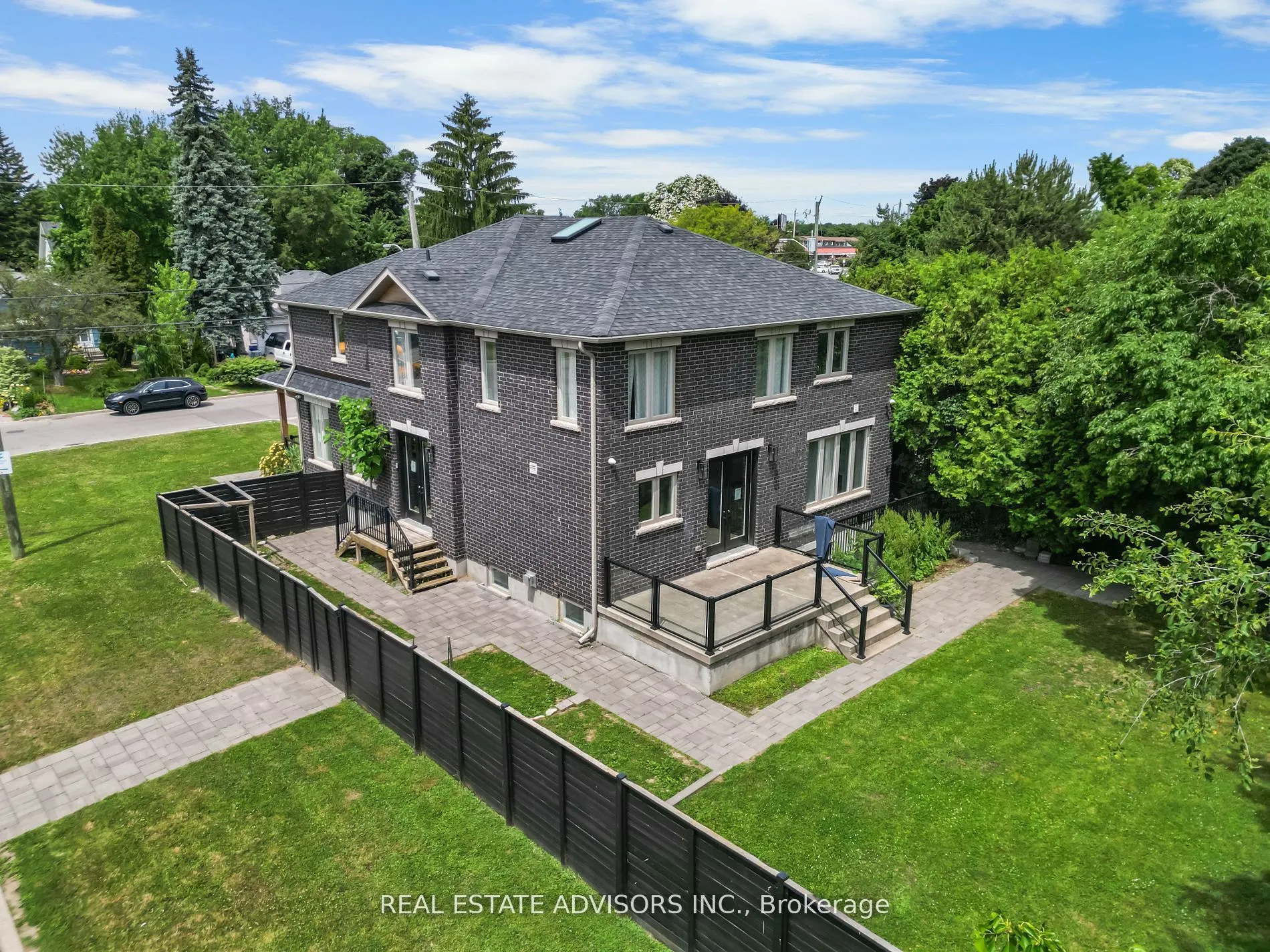 69 Fenwood Heights