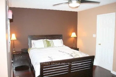 16 Steamer Drive