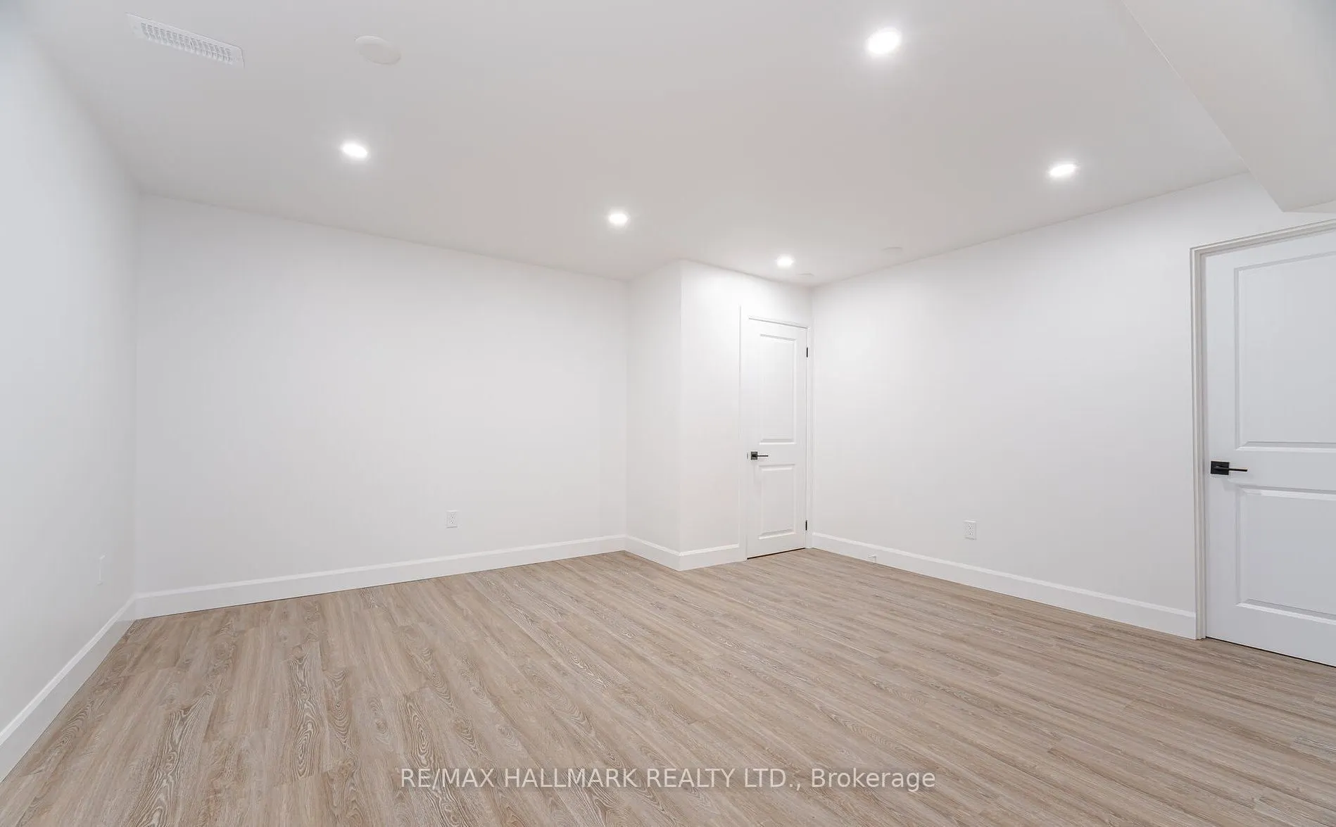 283 PORTER - LOWER LEVEL Street