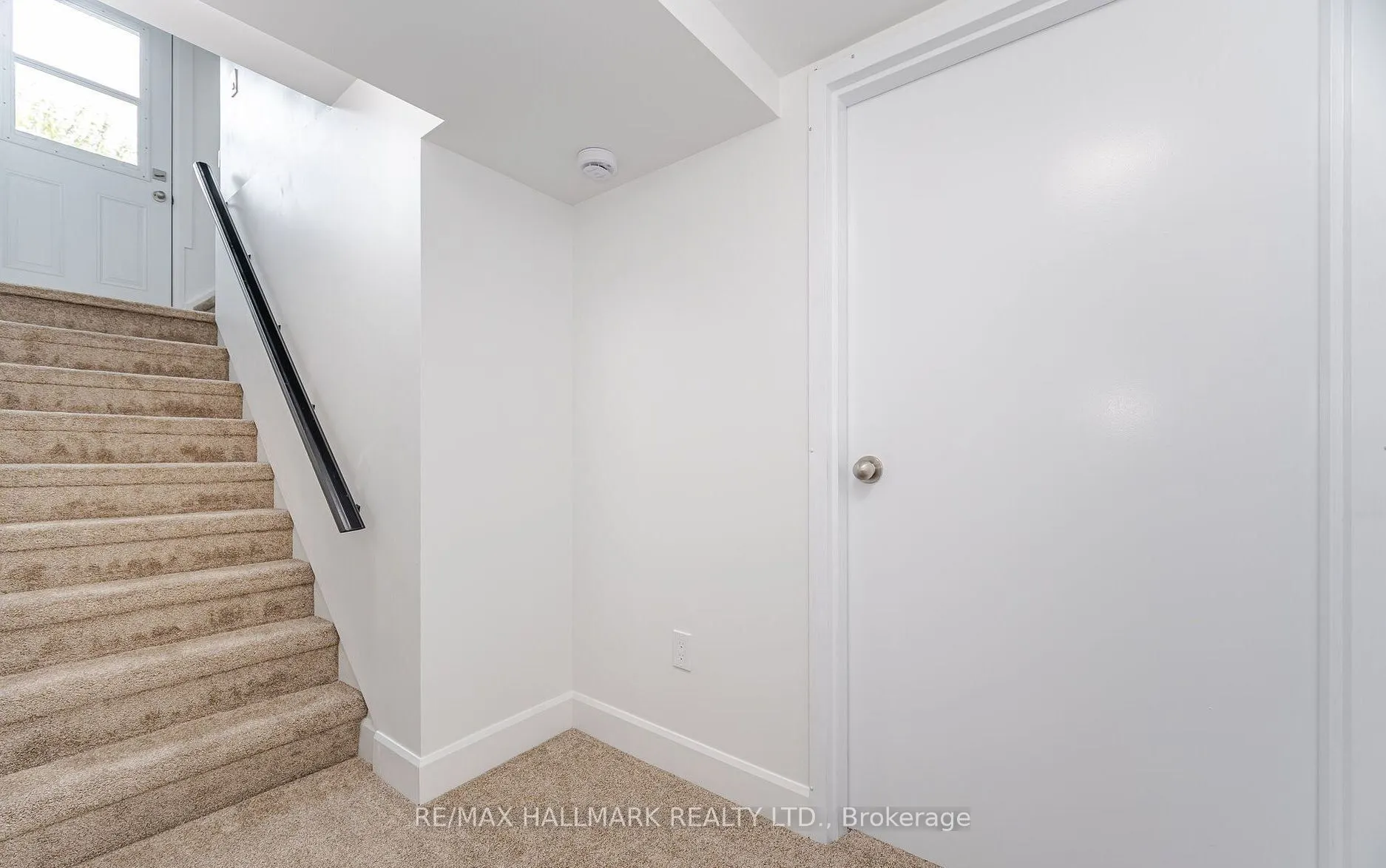 283 PORTER - LOWER LEVEL Street