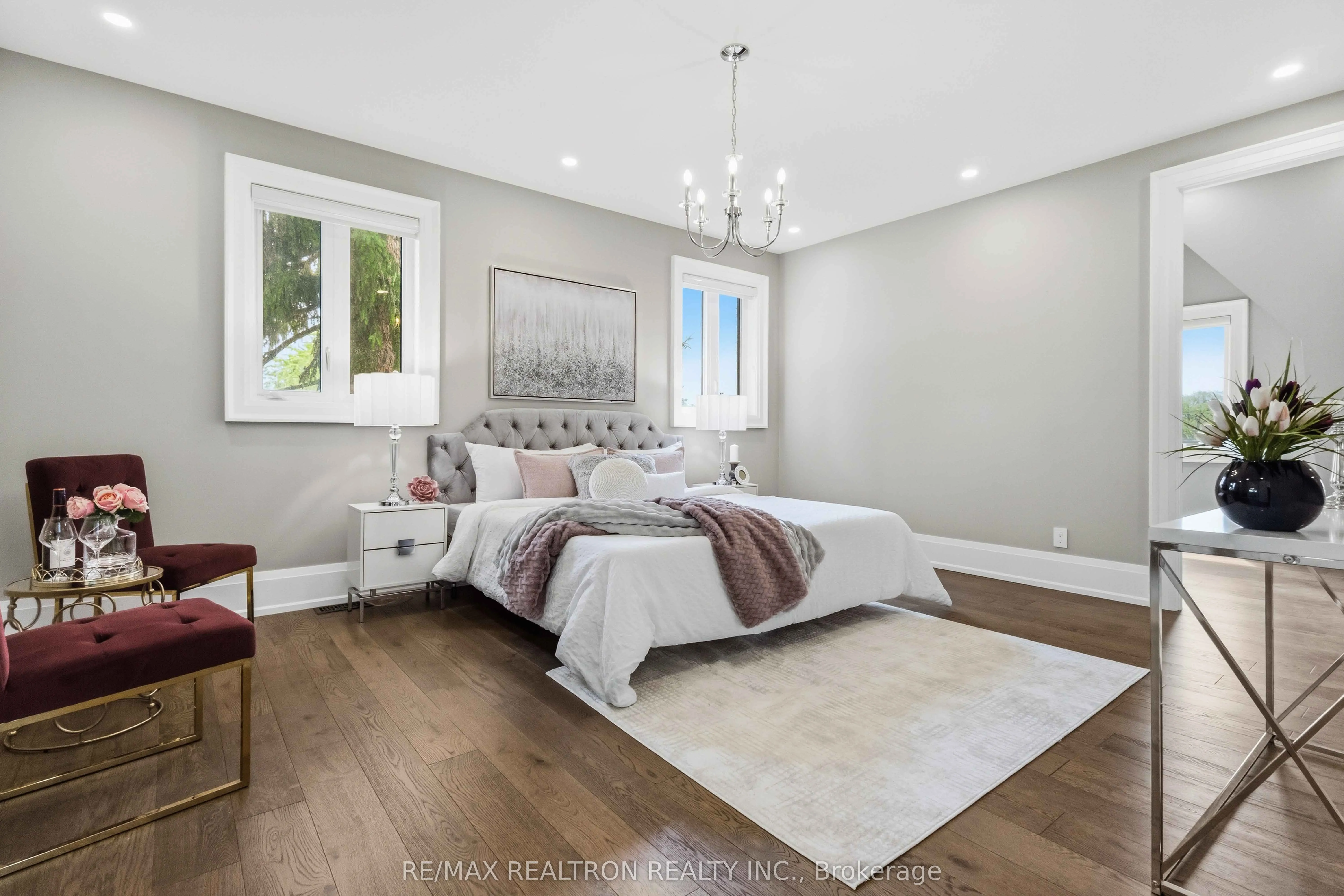 809 Fairview Avenue