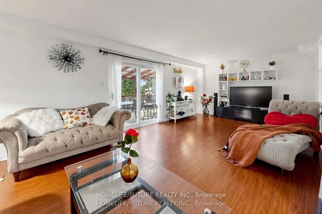 86 Halfmoon Square