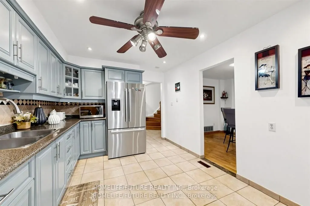 86 Halfmoon Square