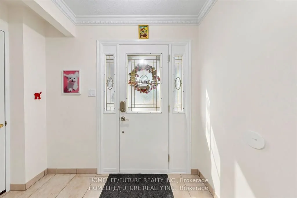 86 Halfmoon Square