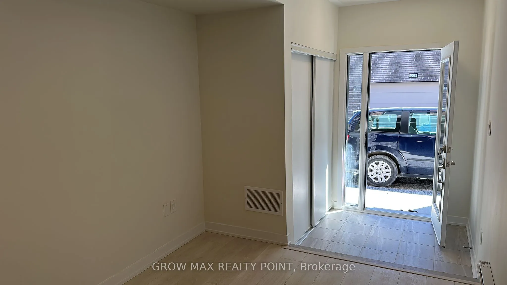 1865 Pickering Parkway #1506