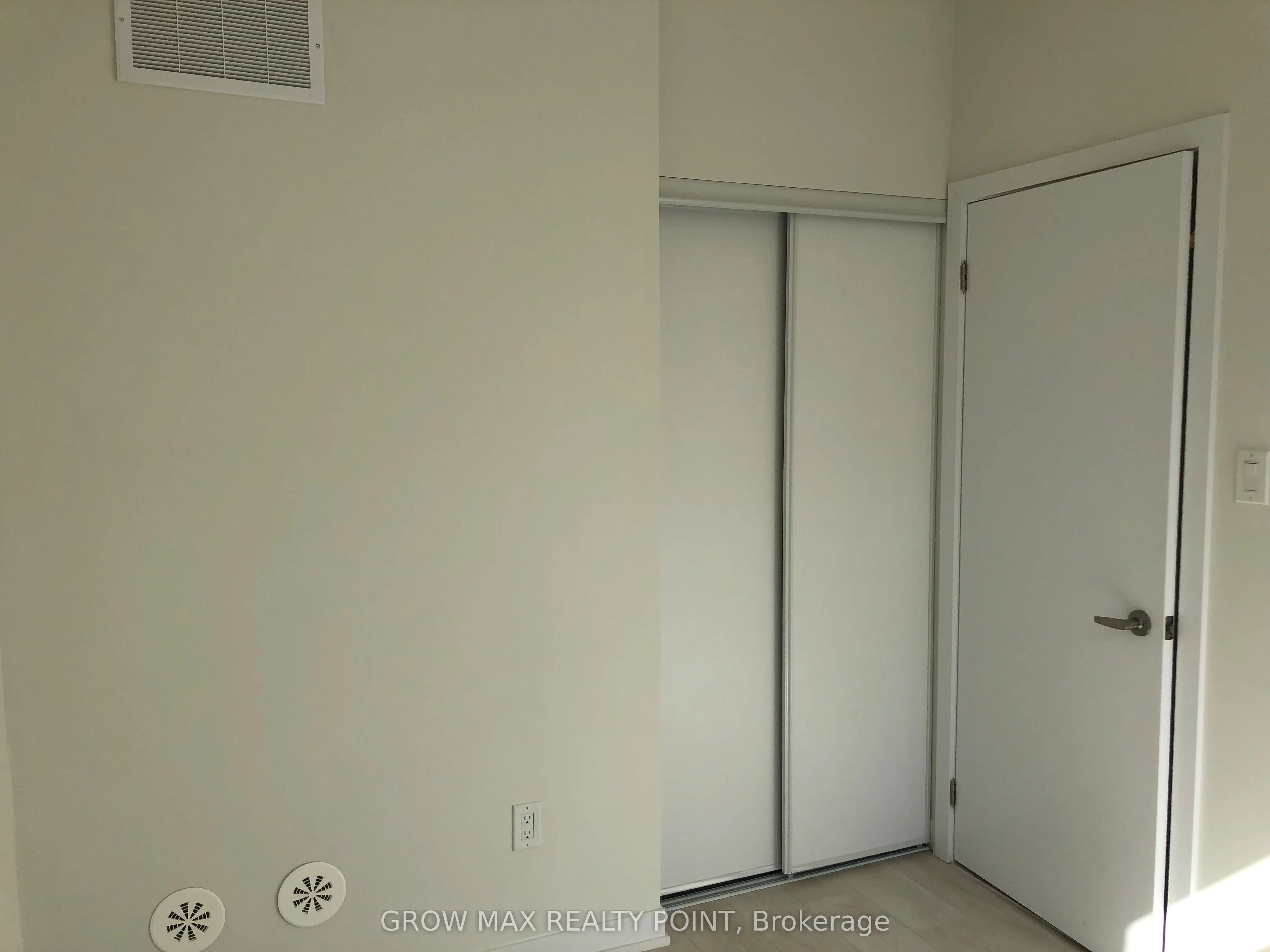 1865 Pickering Parkway #1506