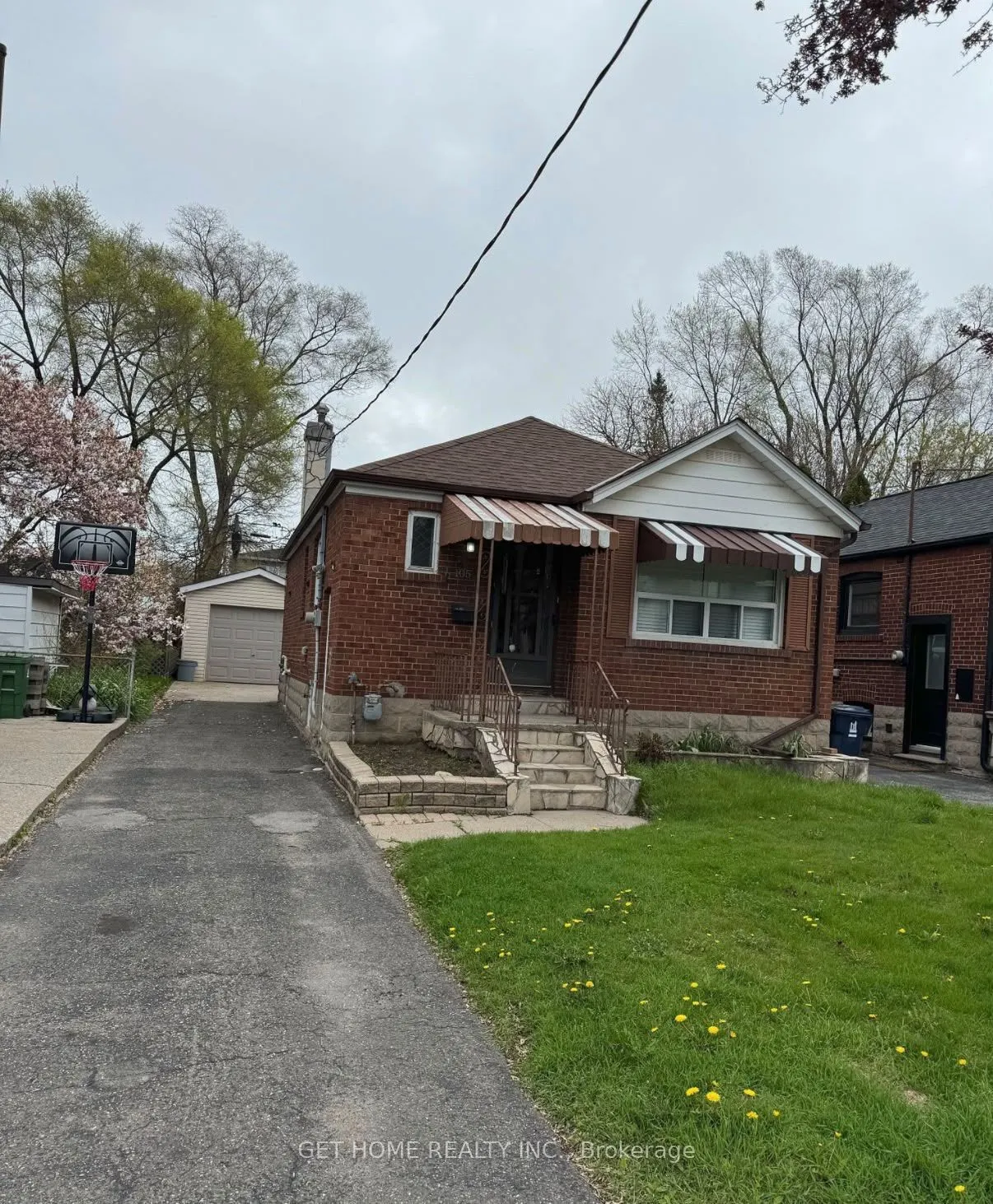 105 St Hubert Avenue #Basement