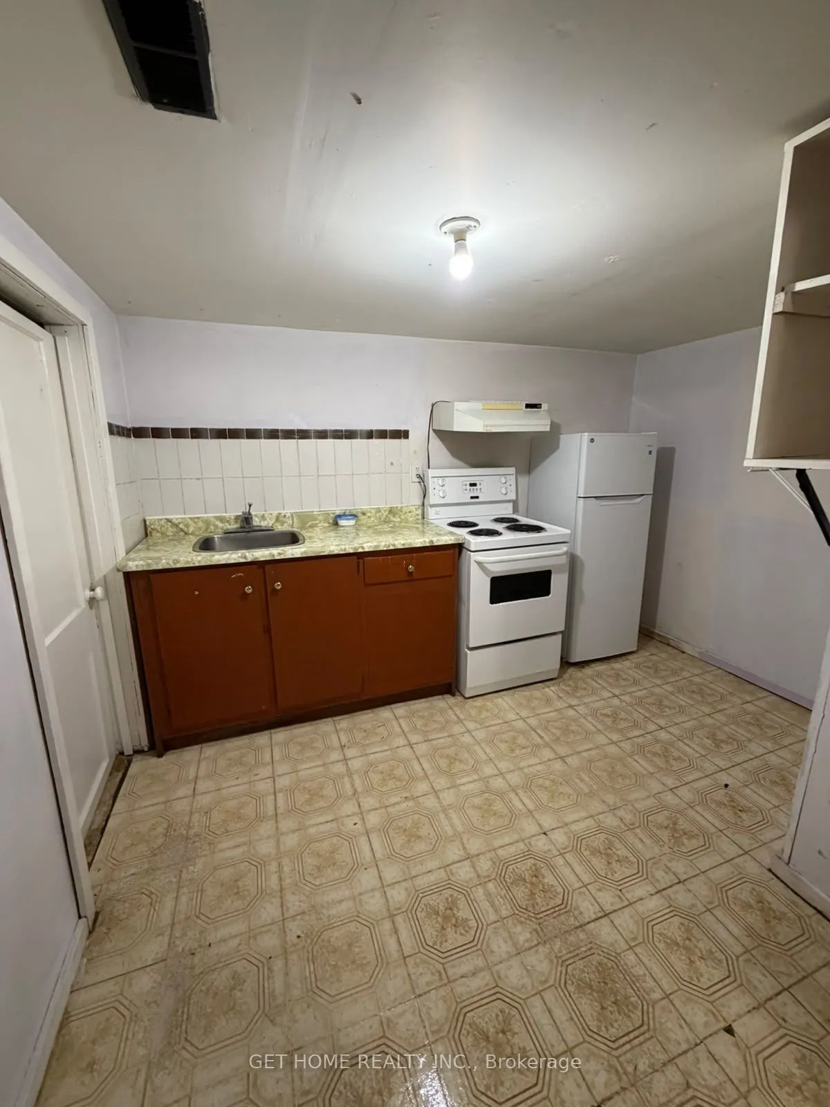 105 St Hubert Avenue #Basement