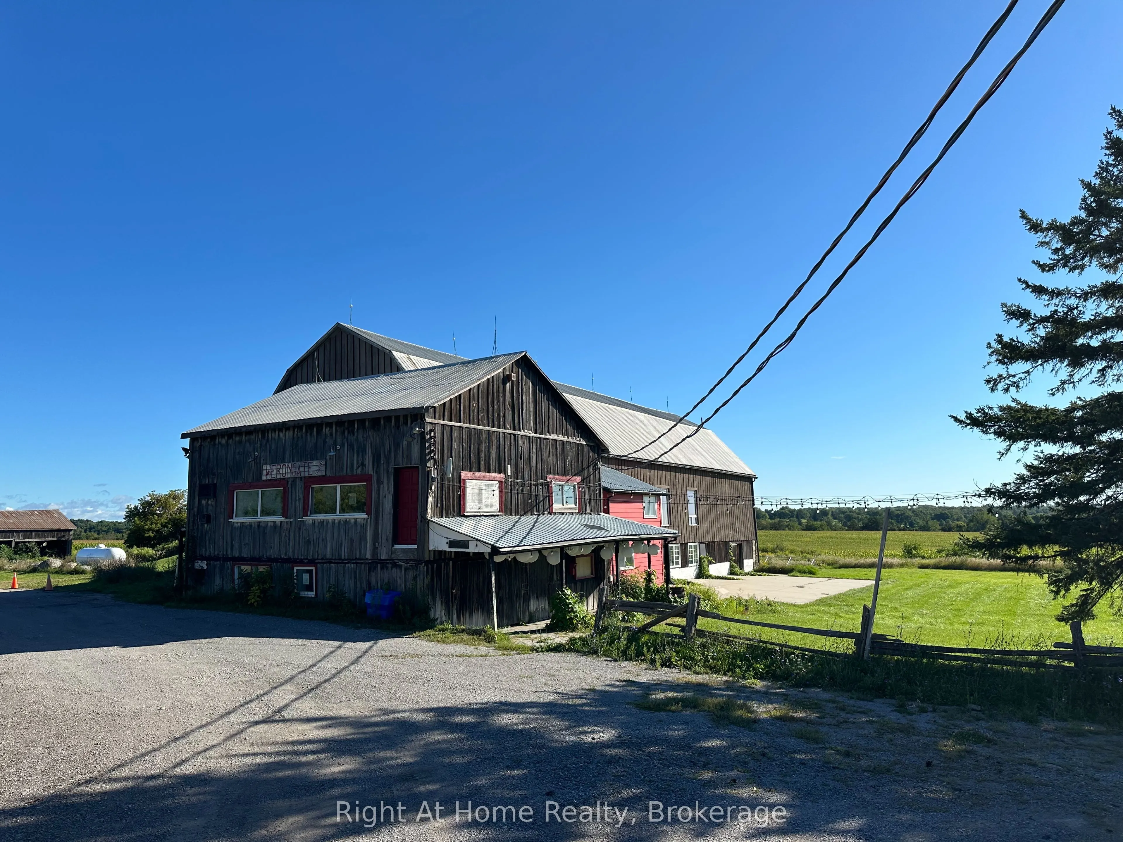 2885 Altona Road #BARN