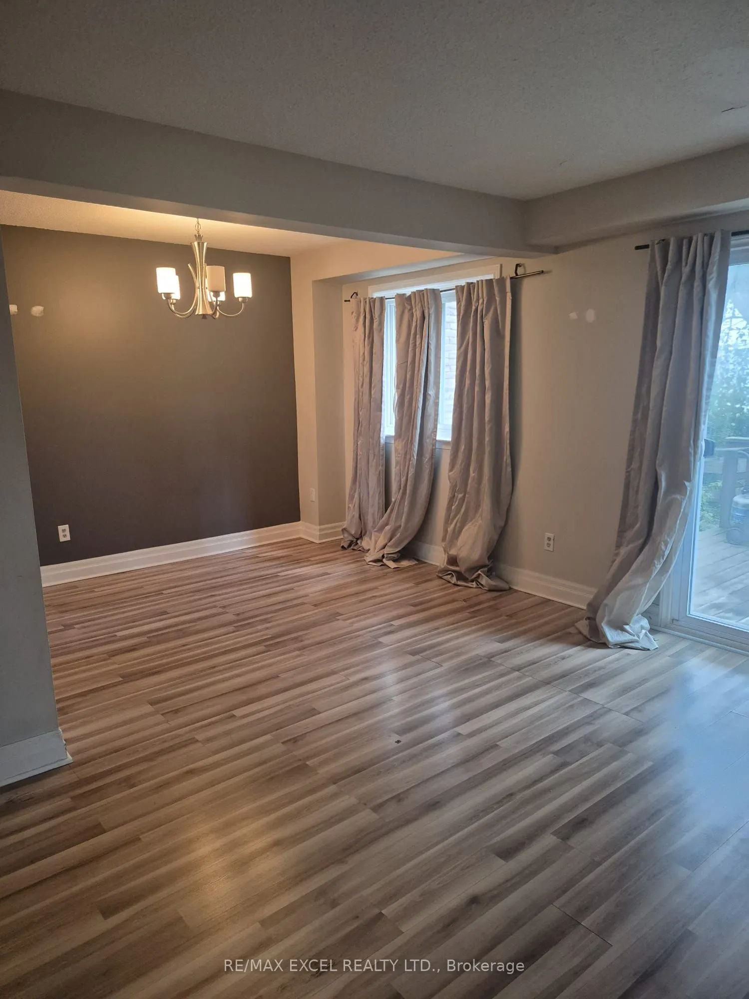 111 Bradstone Square