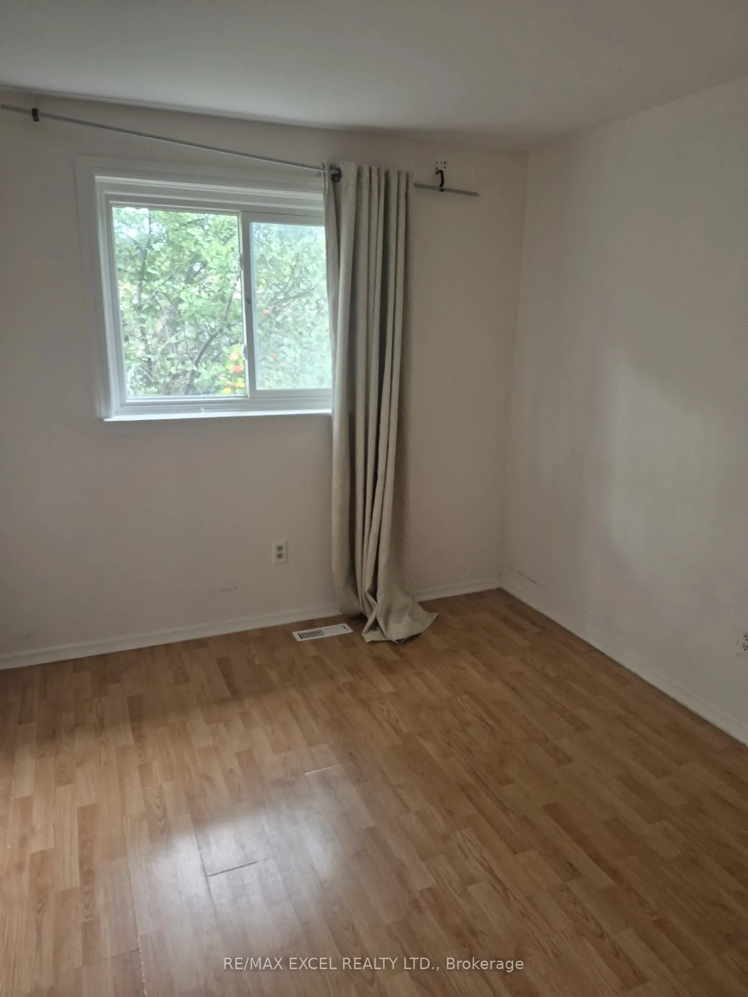111 Bradstone Square