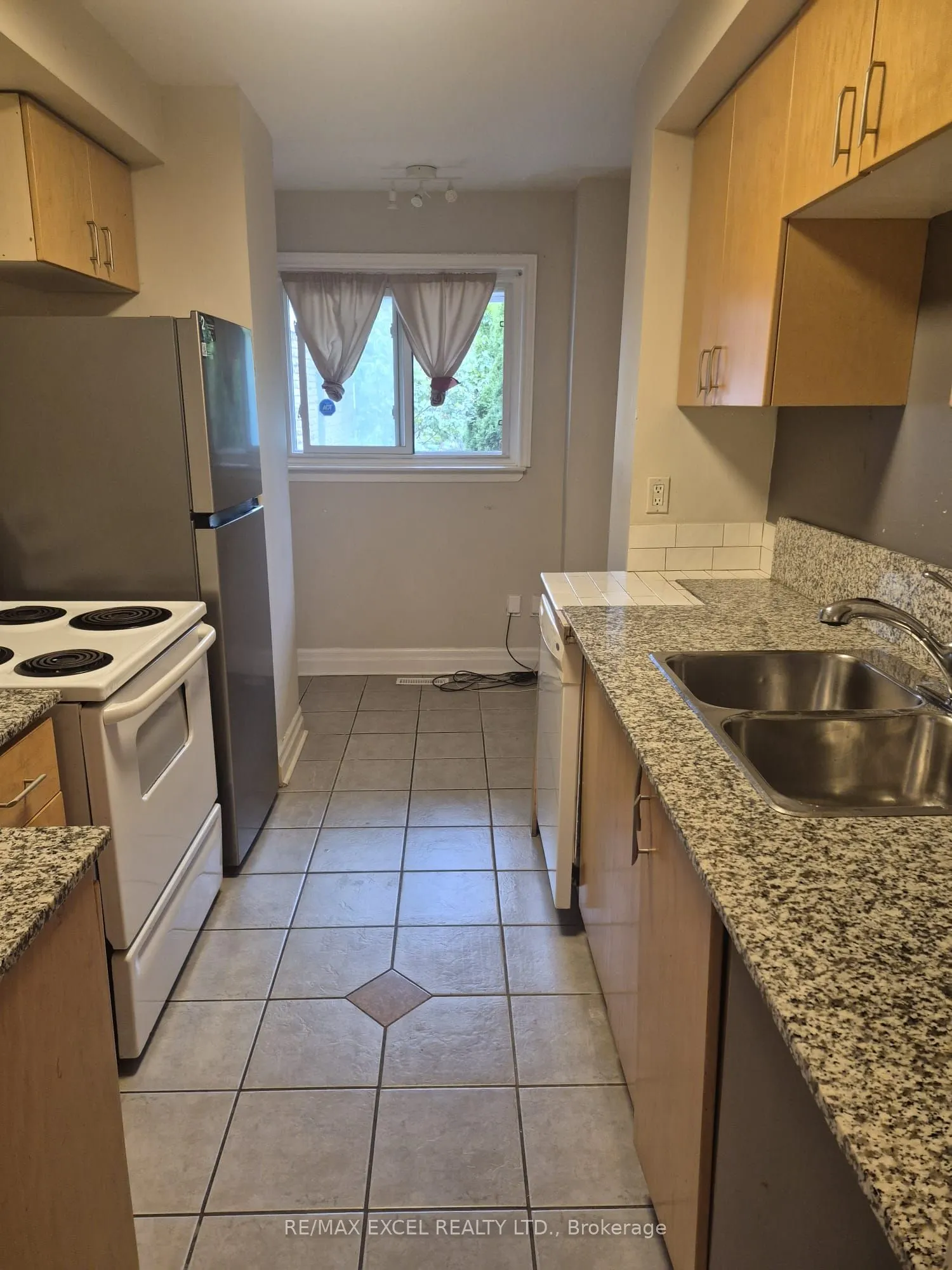 111 Bradstone Square