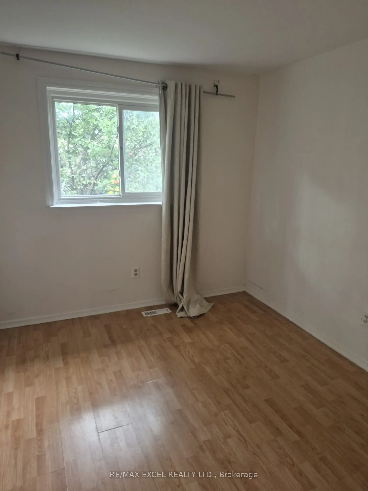 111 Bradstone Square