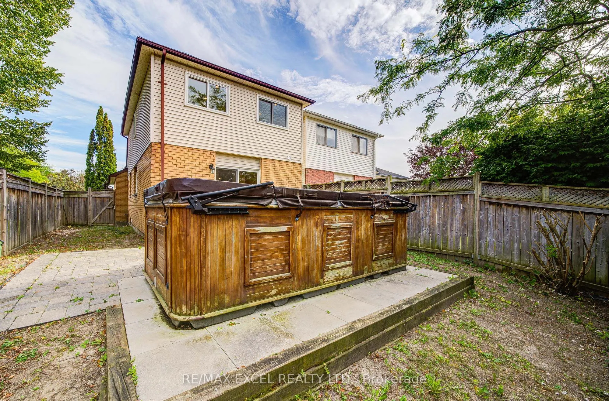 1171 Attersley Drive
